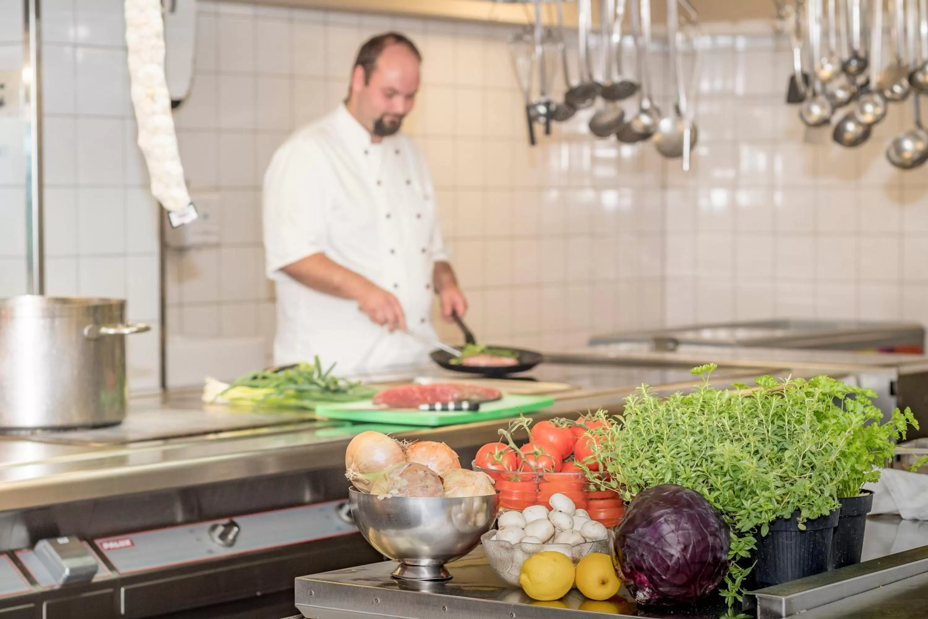 Food and drinks in Hotel & Restaurant Becher