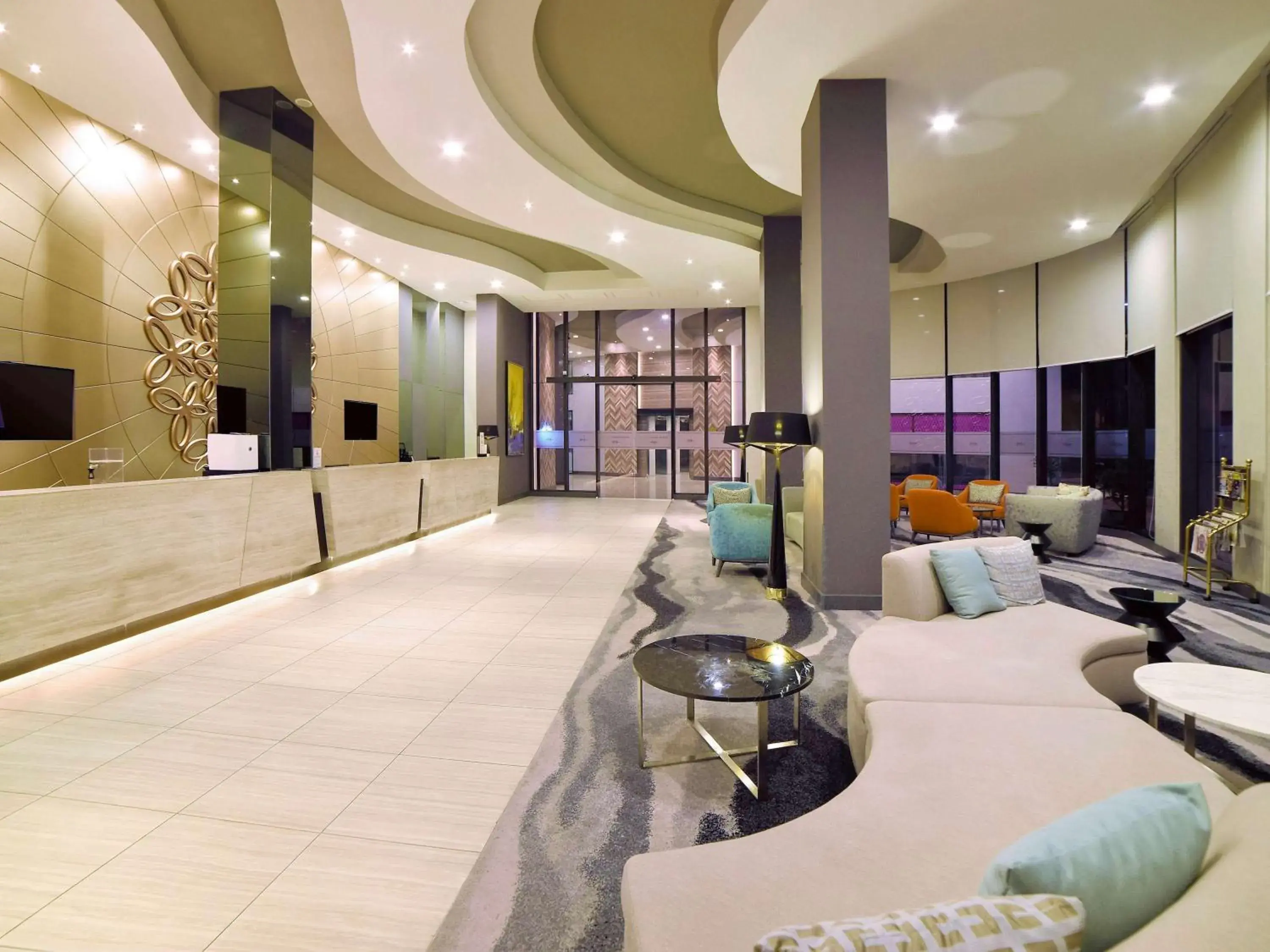 Property building, Lobby/Reception in Mercure Selangor Selayang