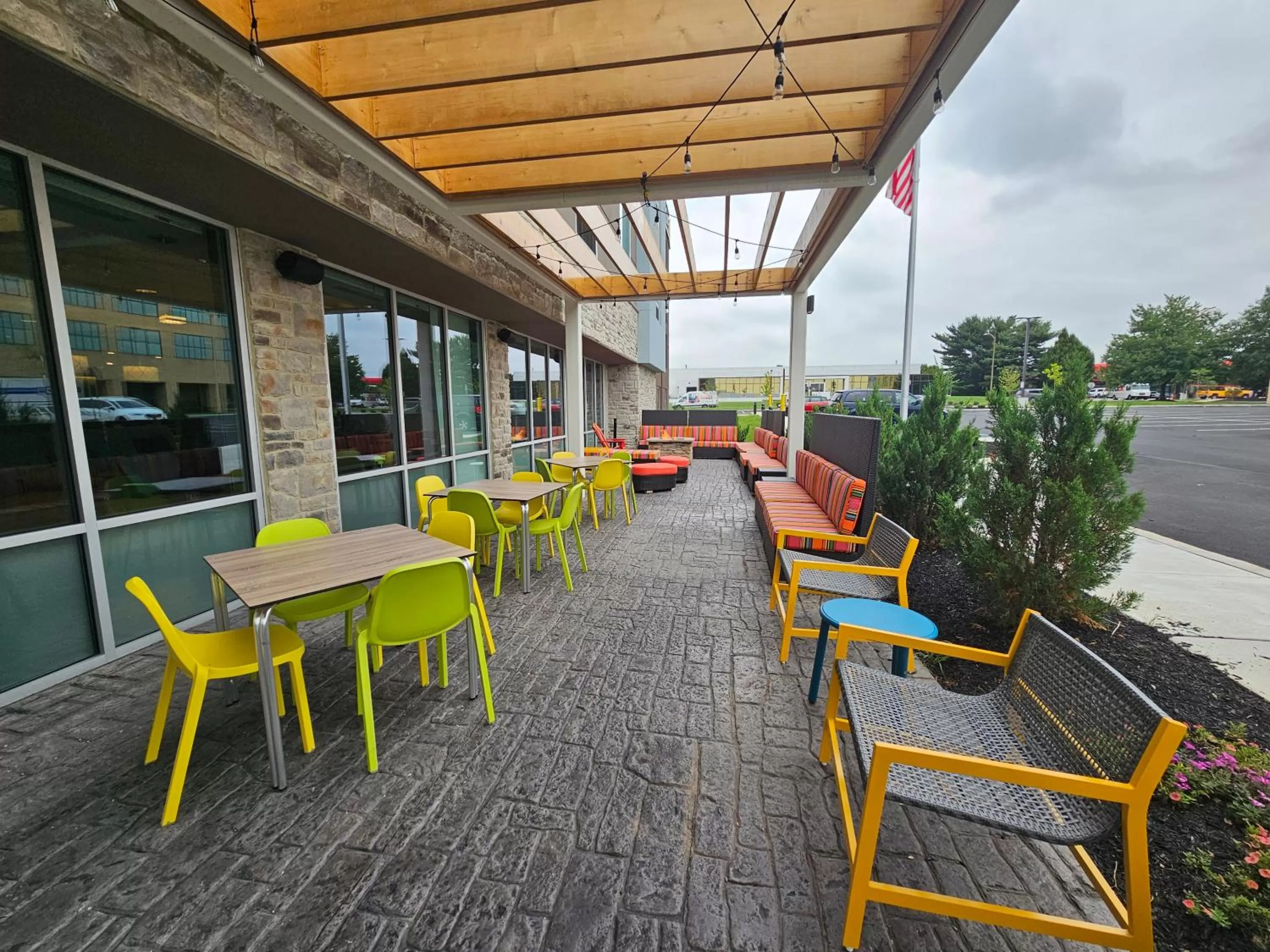 Patio in Home2 Suites By Hilton Allentown Bethlehem Airport