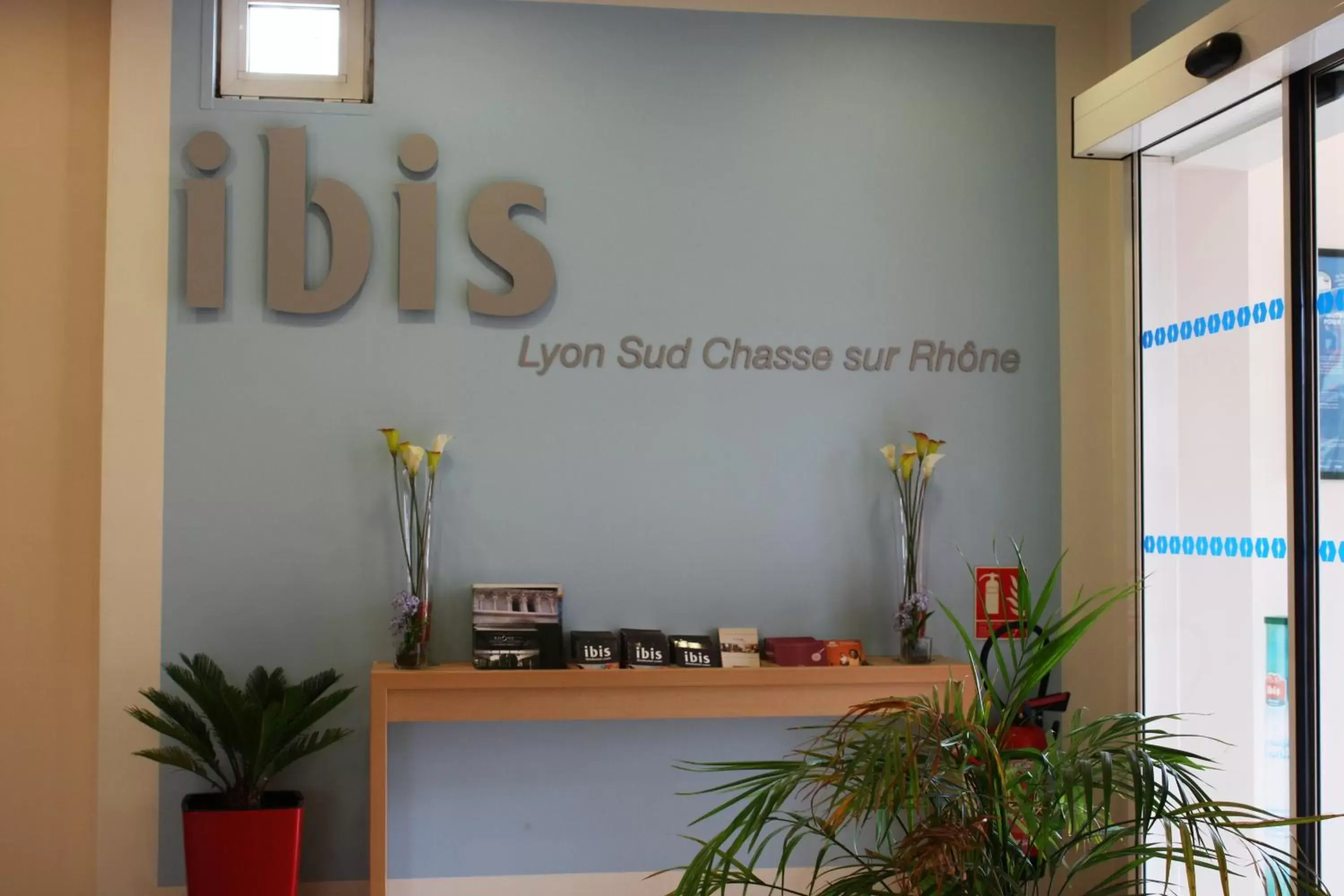 Lobby or reception, Lobby/Reception in IBIS Lyon Sud Chasse Sur Rhône