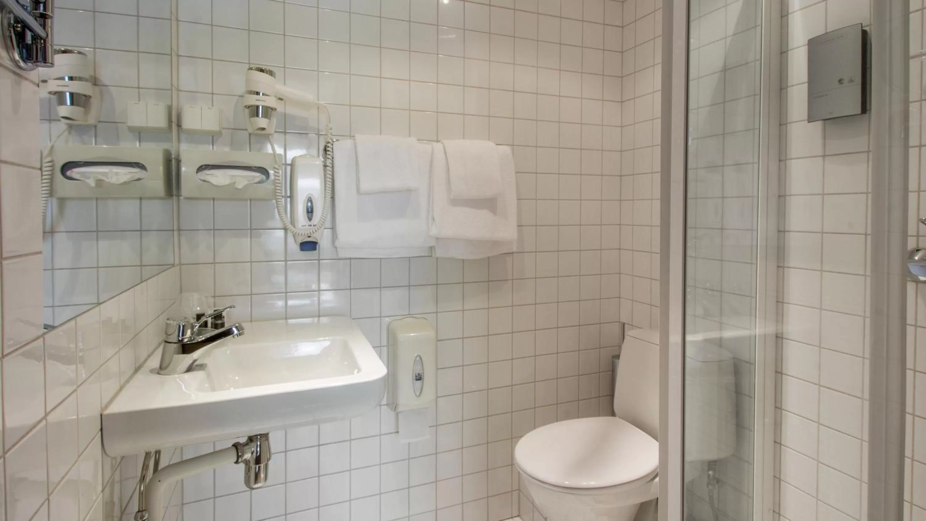 Shower in Best Western Plus Gyldenlove Hotell