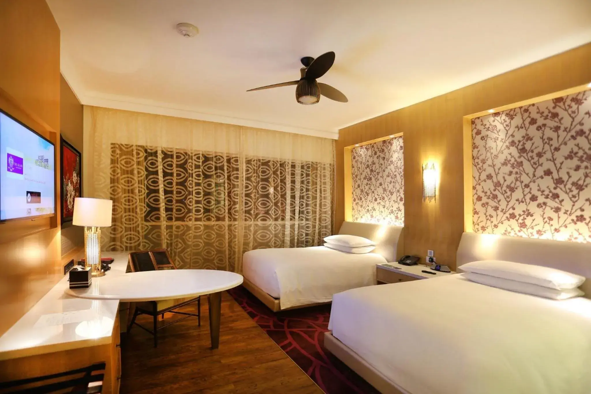 Photo of the whole room, Bed in InterContinental Grand Ho Tram Photo of the whole room, Bed in InterContinental Grand Ho Tram