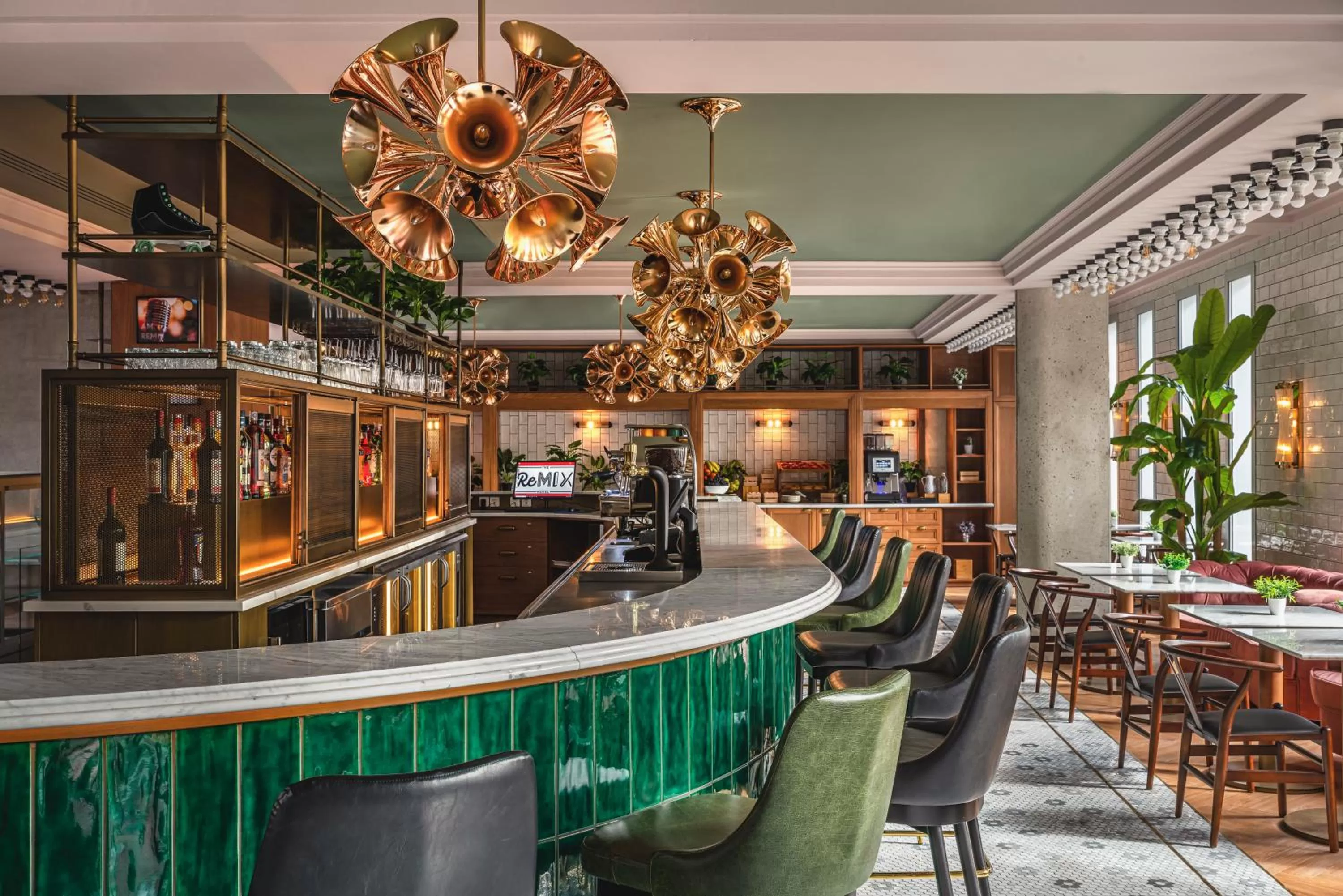 Restaurant/places to eat in The ReMIX Hotel