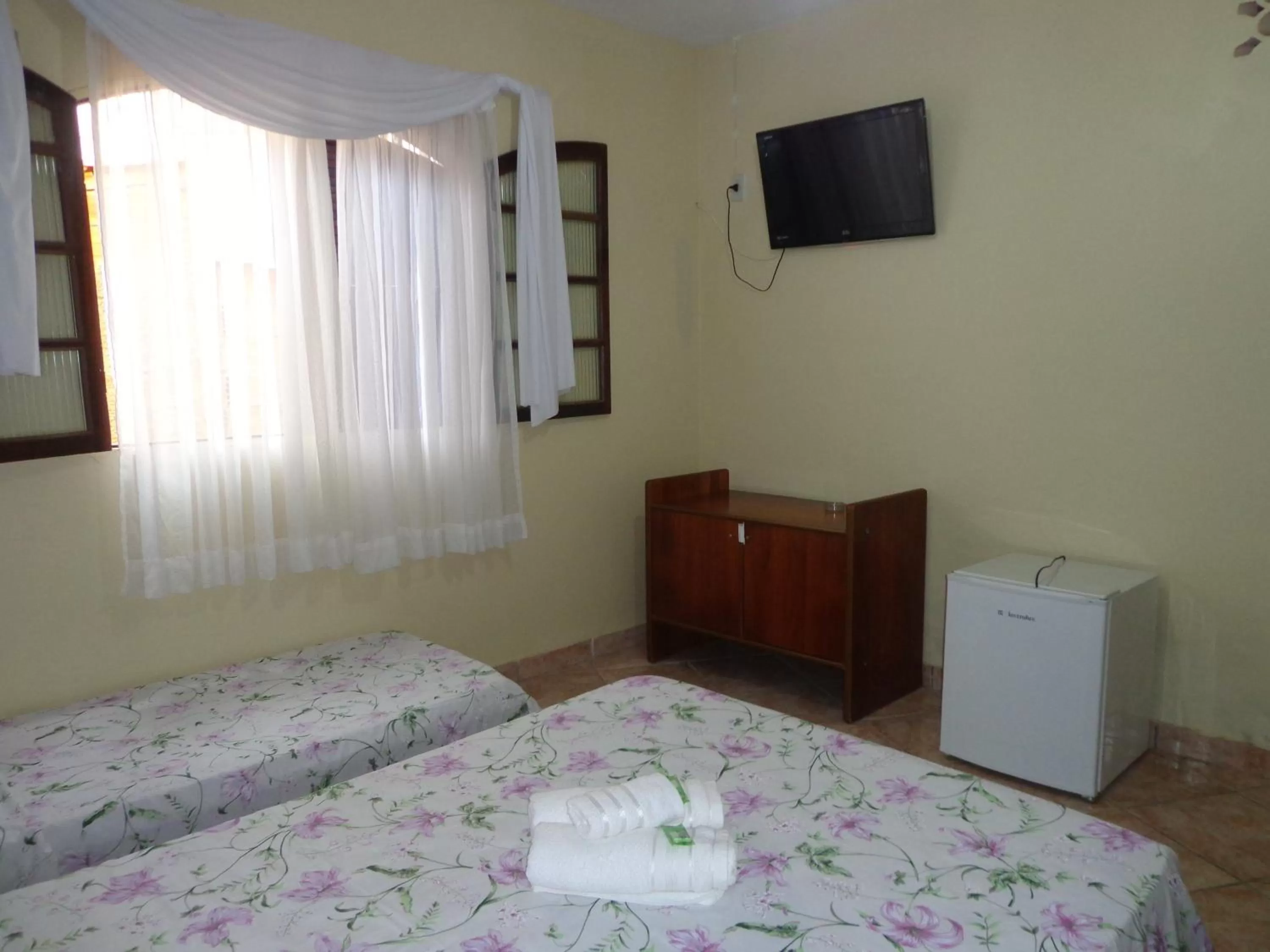 Decorative detail, Bed in Pousada da Rose Paraty