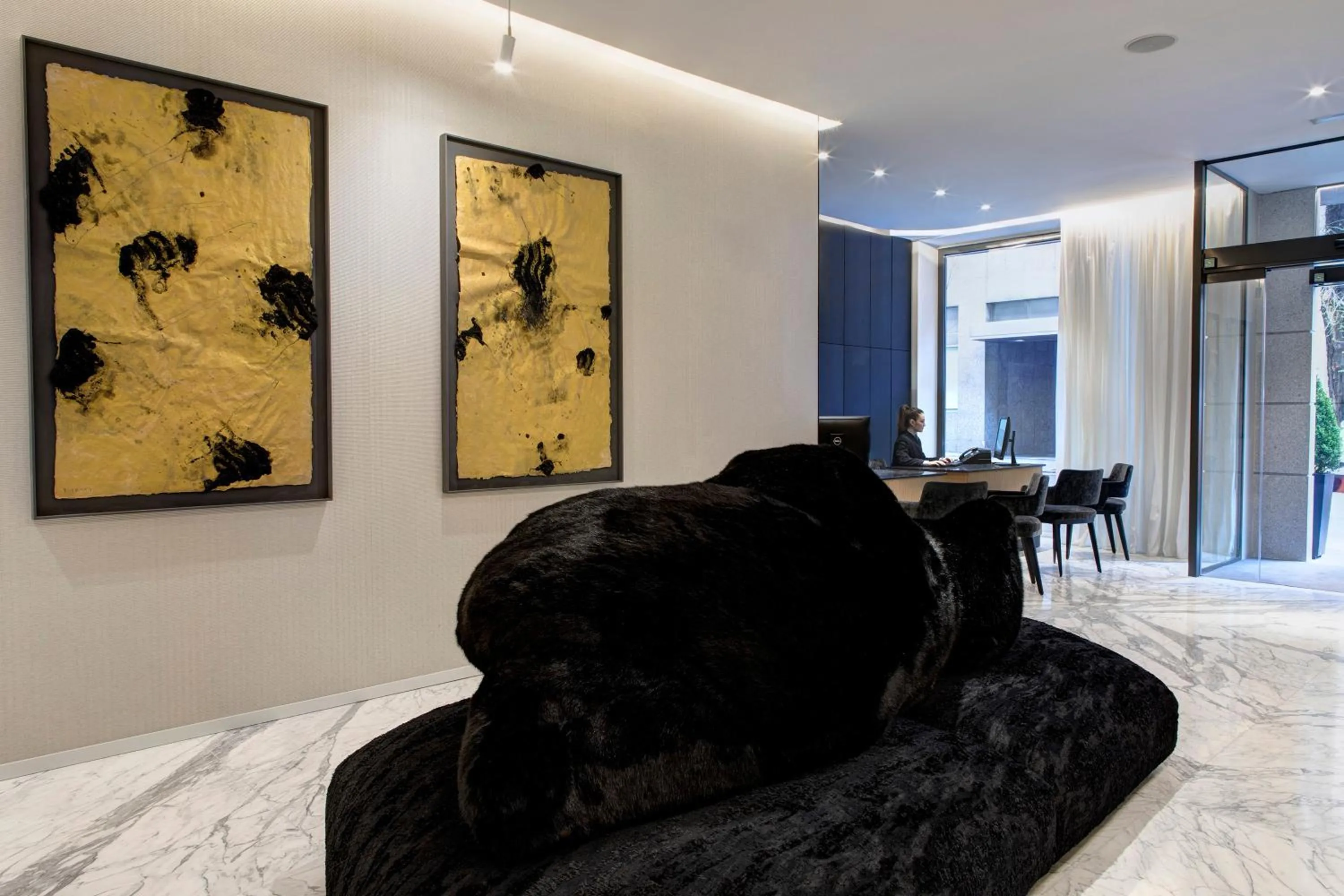 Lobby or reception in Casa Almagro by The Pavilions Hotels & Resorts