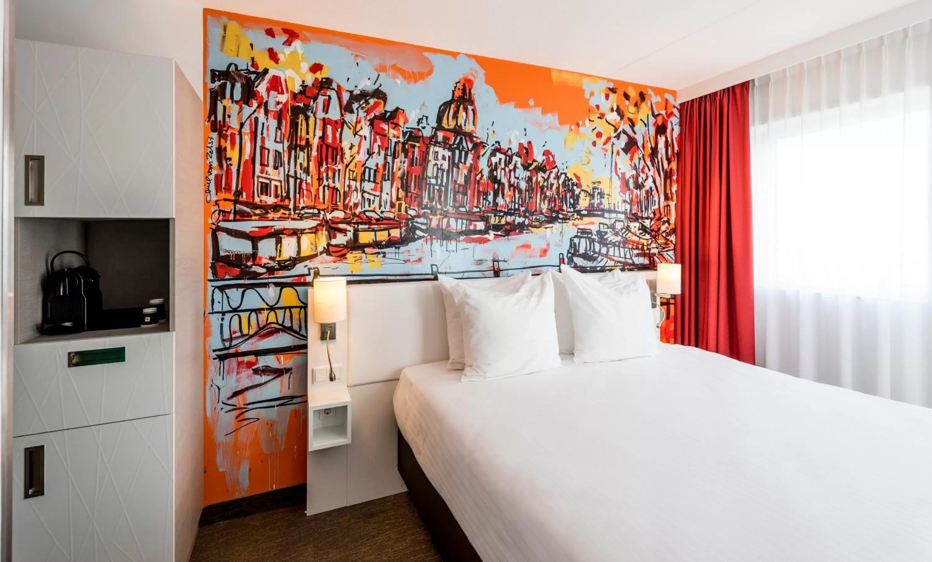 Double Room with Balcony in WestCord Art Hotel Amsterdam 3 stars