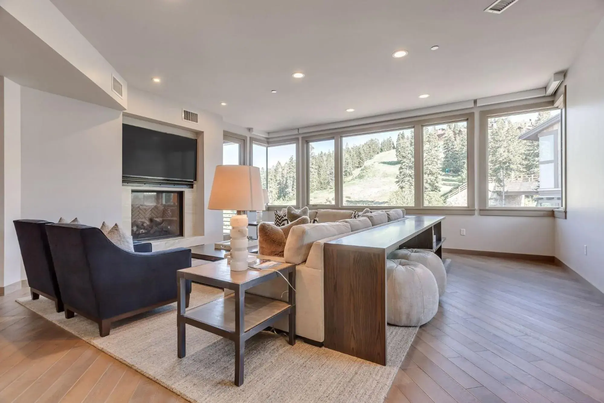 Living room, Seating Area in Stein Eriksen Residences