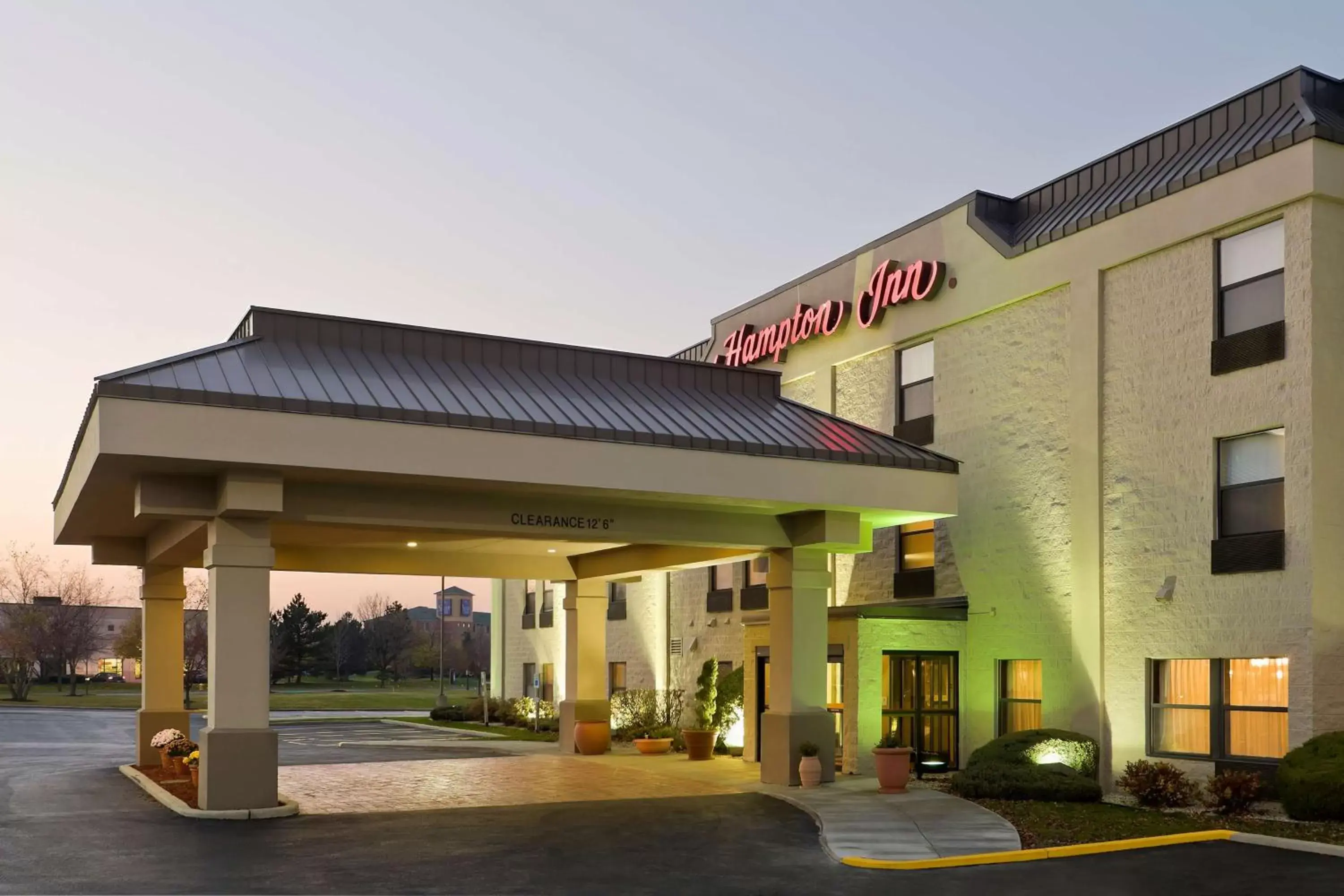 Property building in Hampton Inn Chicago-Tinley Park Property building in Hampton Inn Chicago-Tinley Park