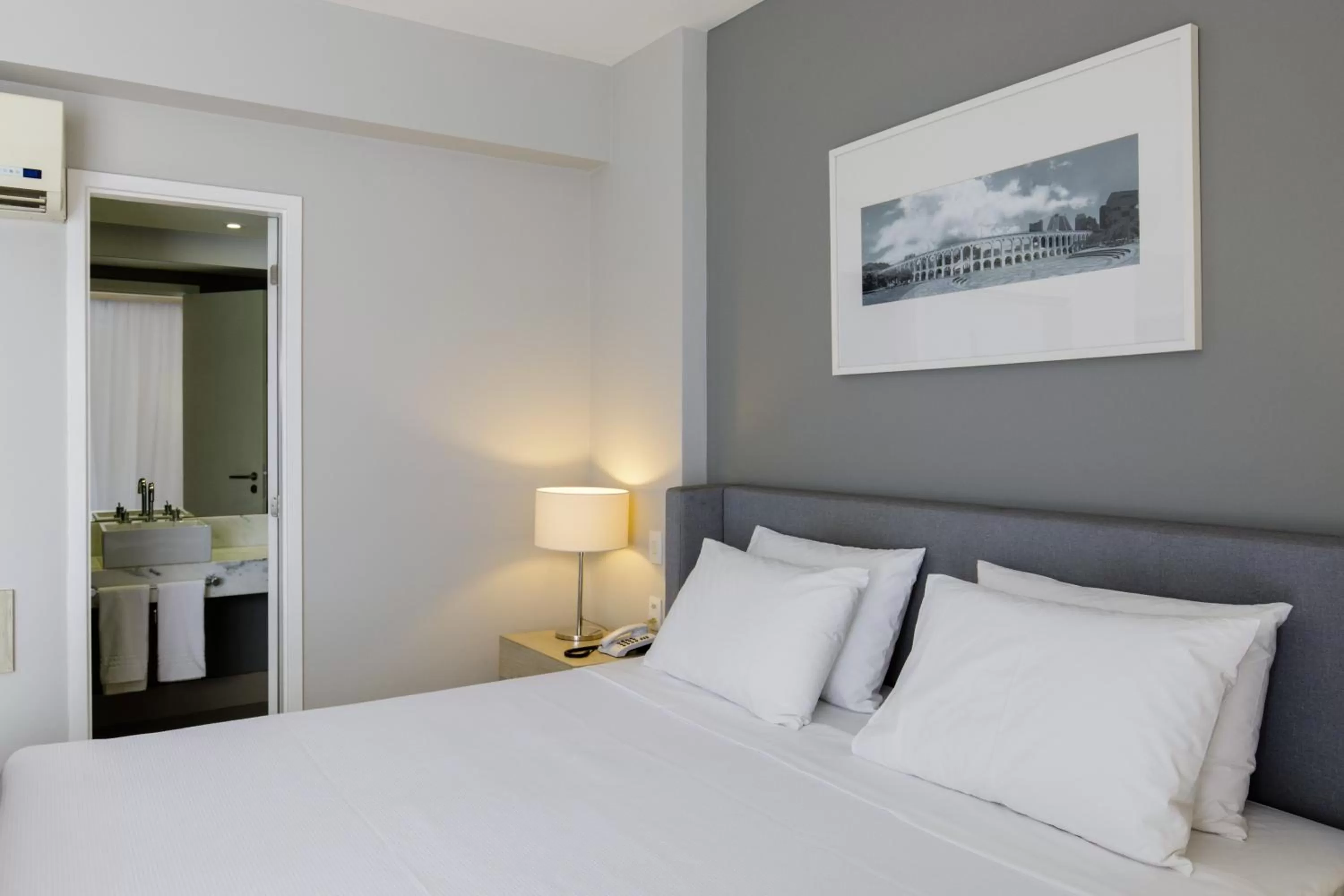 Bed in Promenade Link Stay Barra da Tijuca