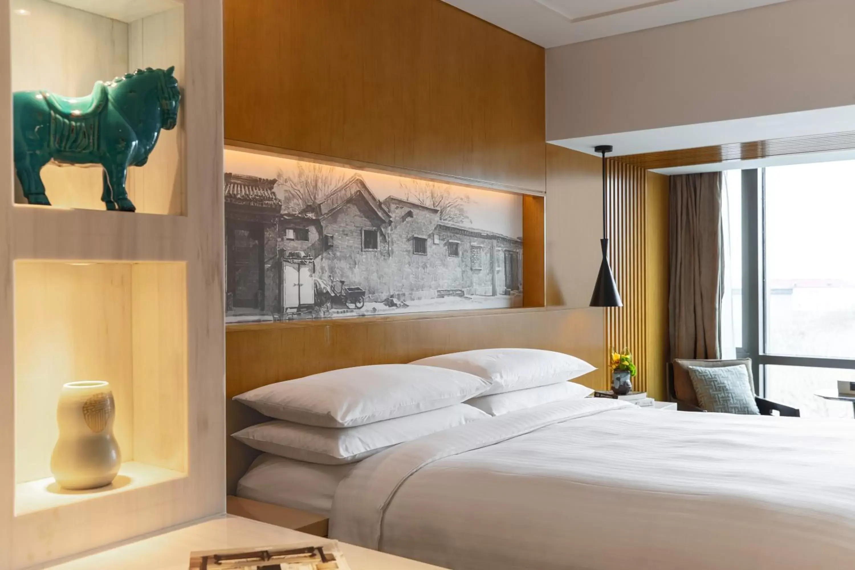 Bed in Renaissance Beijing Wangfujing Hotel