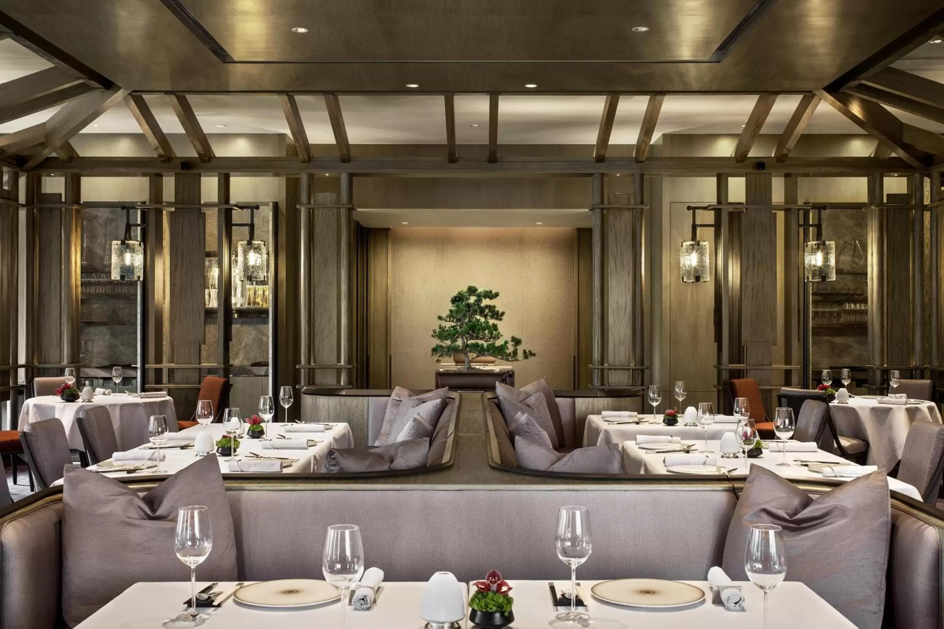 Restaurant/Places to Eat in The St. Regis Hong Kong