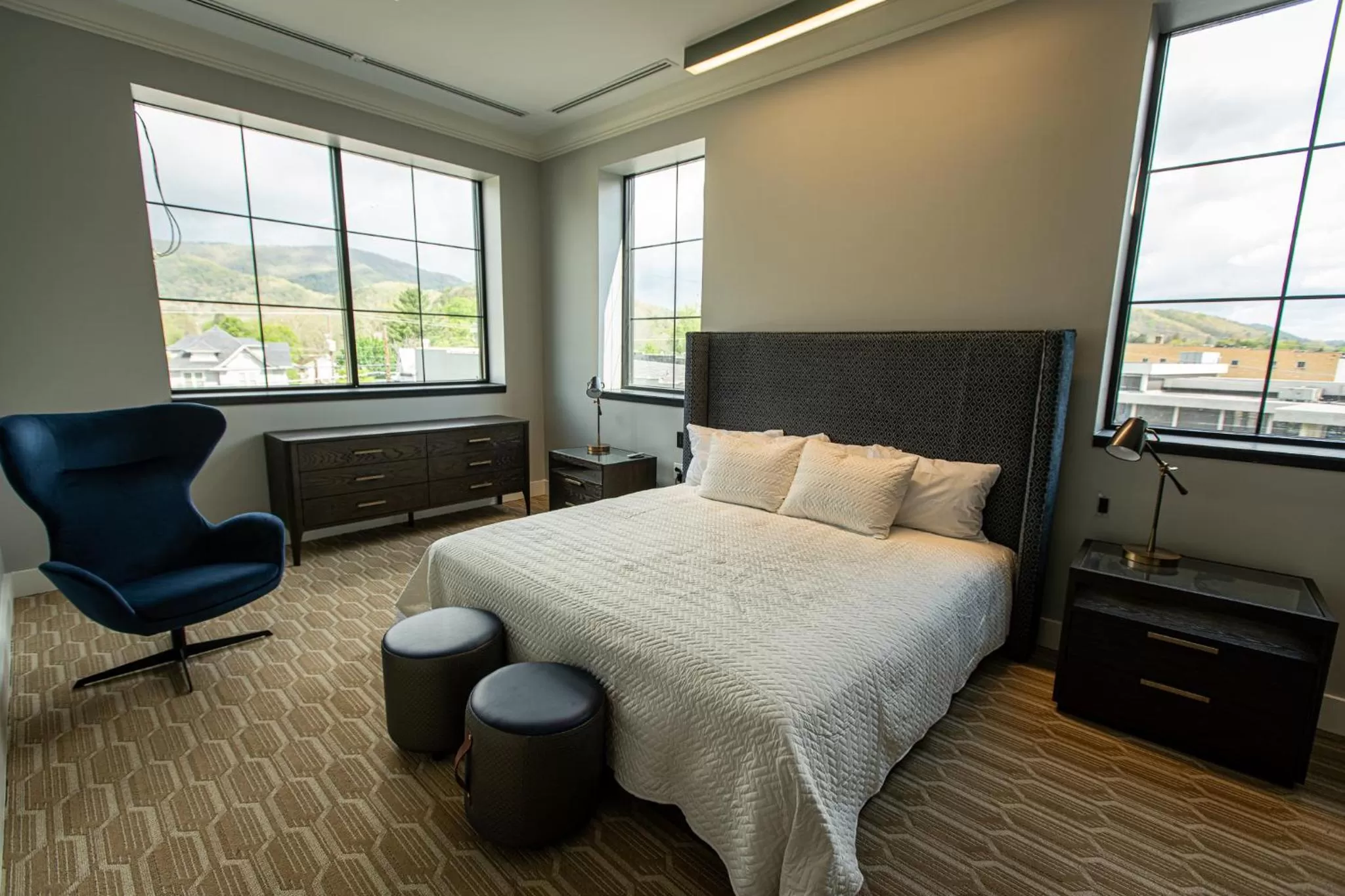 Bed in The Schoolhouse Hotel, Trademark Collection by Wyndham