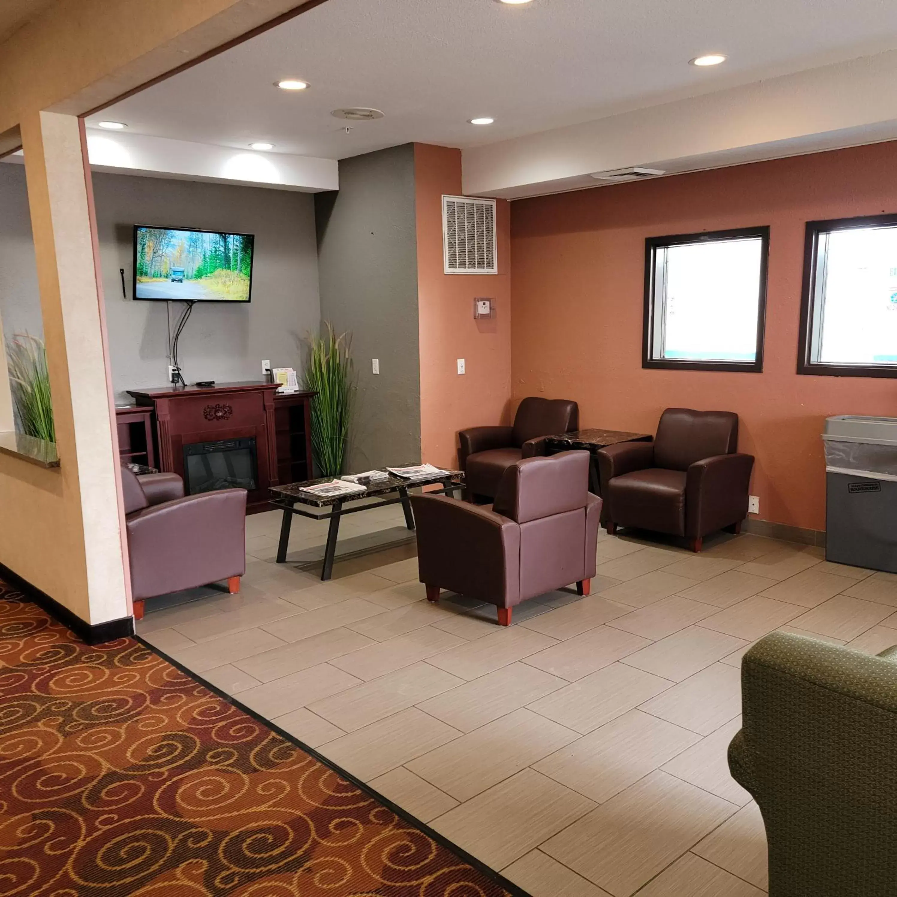 Lobby or reception in Super 8 by Wyndham Heyburn Lobby or reception in Super 8 by Wyndham Heyburn