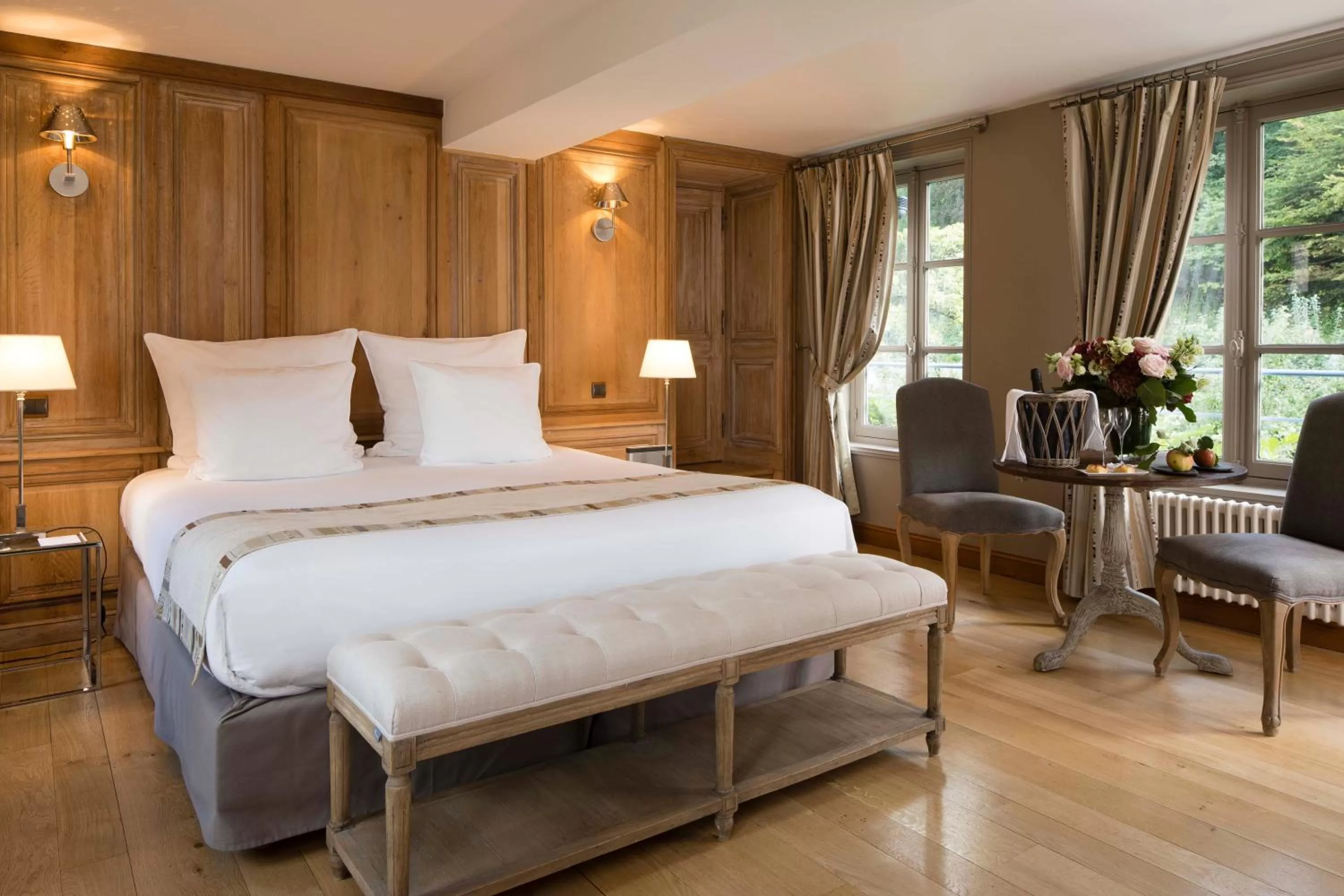Photo of the whole room, Bed in La Ferme Saint Simeon Hotel & Spa - Relais & Chateaux