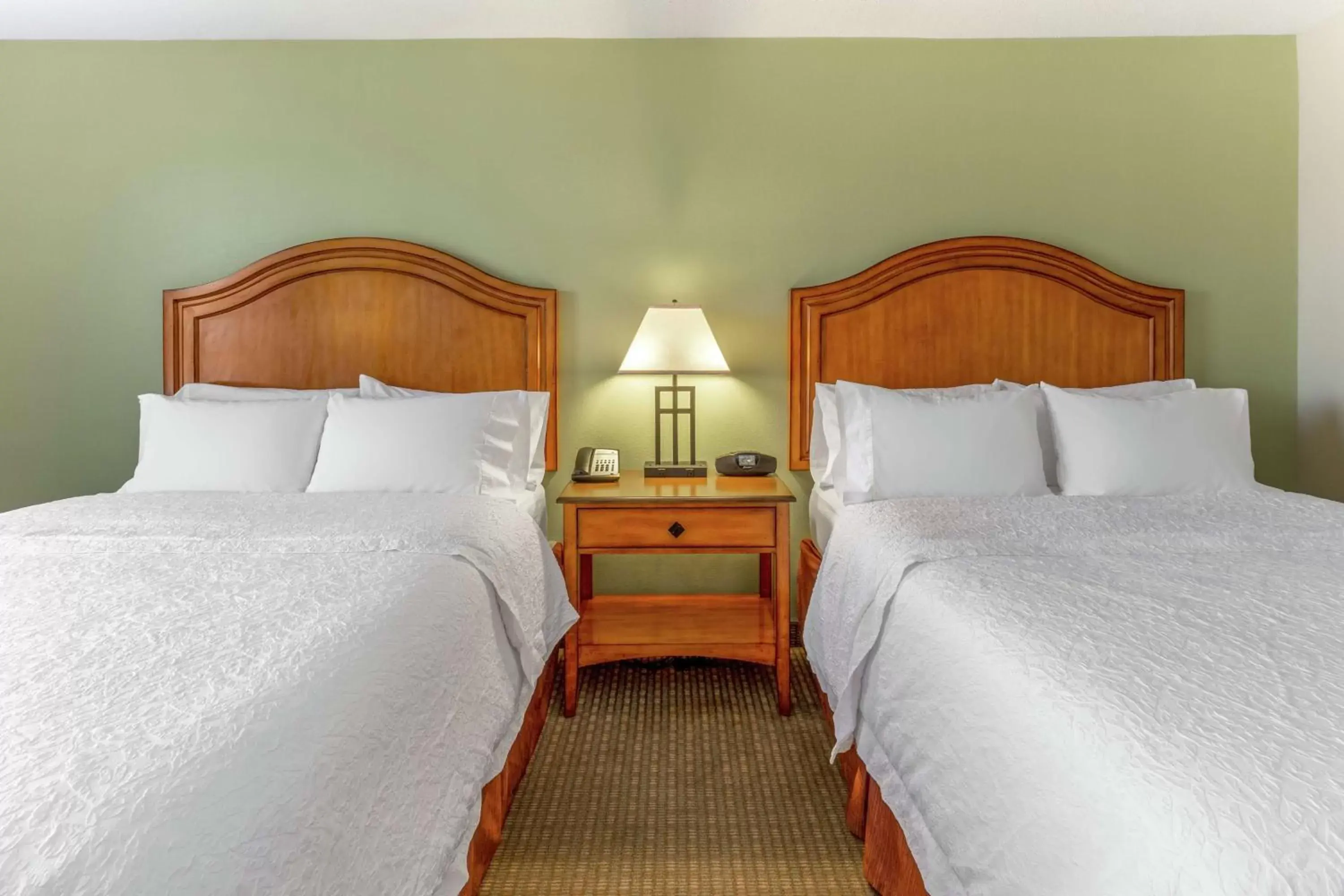 Bed in Hampton Inn Okeechobee - Lake Okeechobee Bed in Hampton Inn Okeechobee - Lake Okeechobee