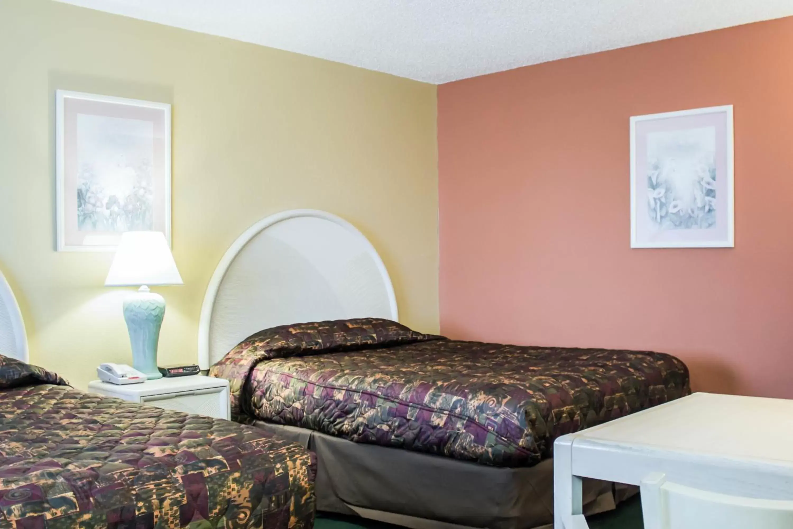 Queen Room with Two Queen Beds - Non-Smoking in Rodeway Inn & Suites Haines City
