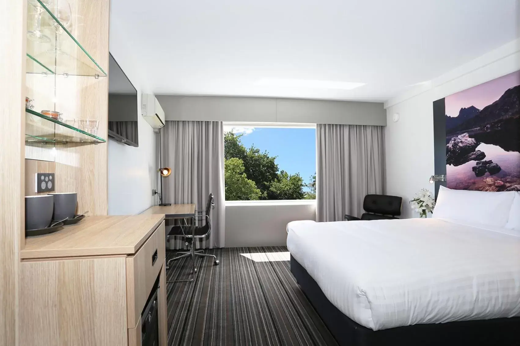 Bedroom in Mercure Launceston