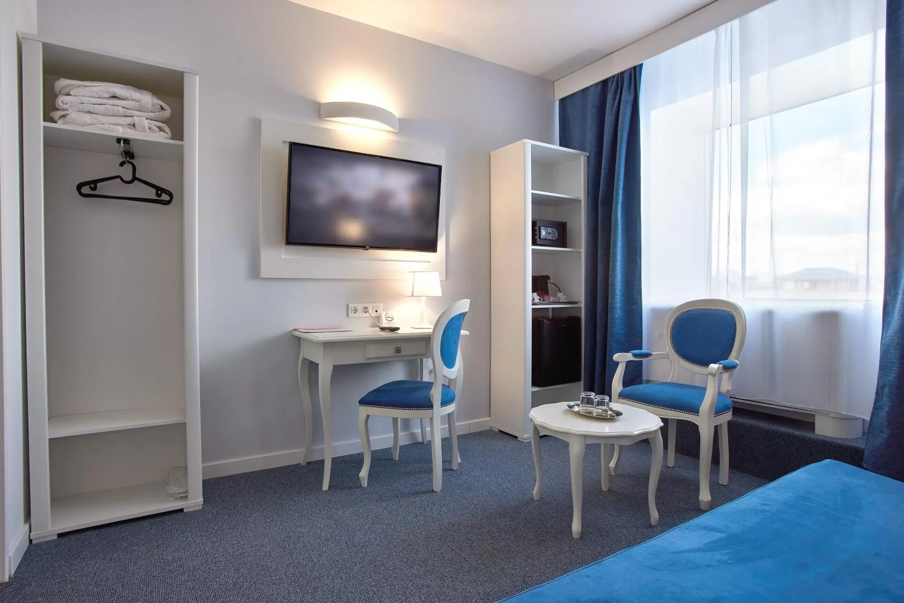 Living room, TV/Entertainment Center in MyContinental Bucuresti Gara de Nord