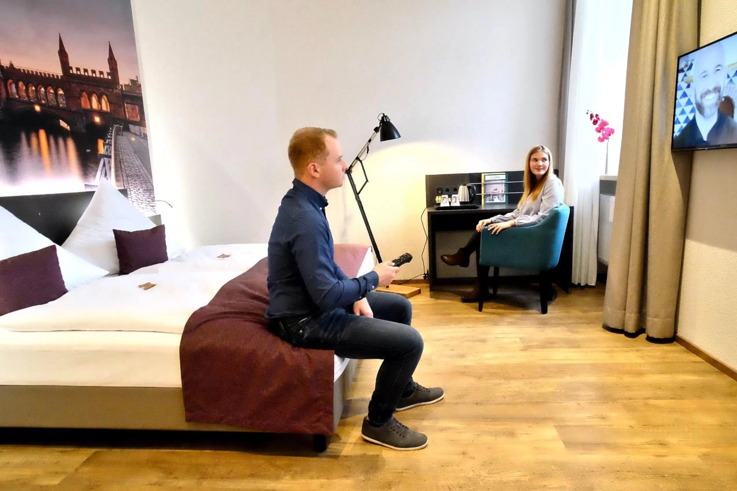 Double or Twin Room - Disability Access in Bahnhof-Erzingen, hotel, coffee & more