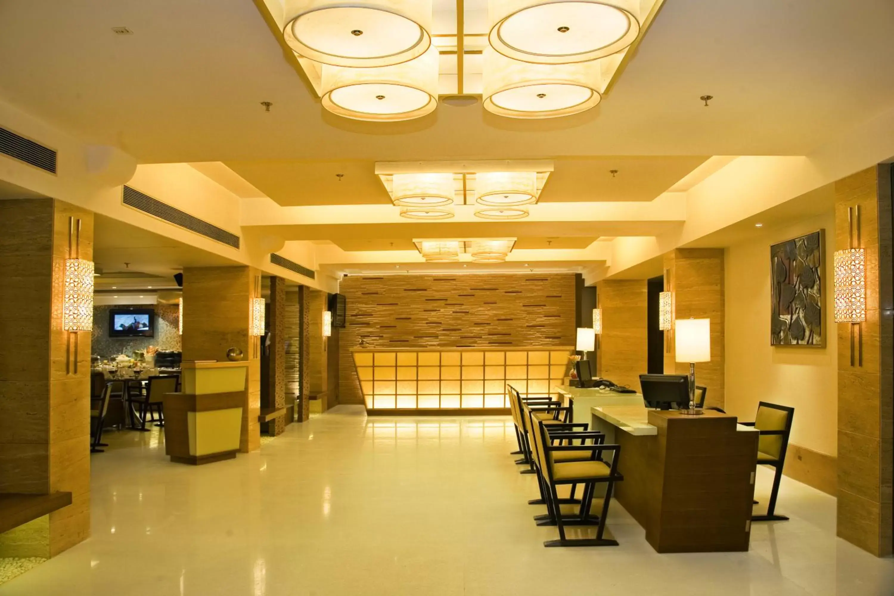 Lobby or reception, Restaurant/Places to Eat in The Sonnet Kolkata