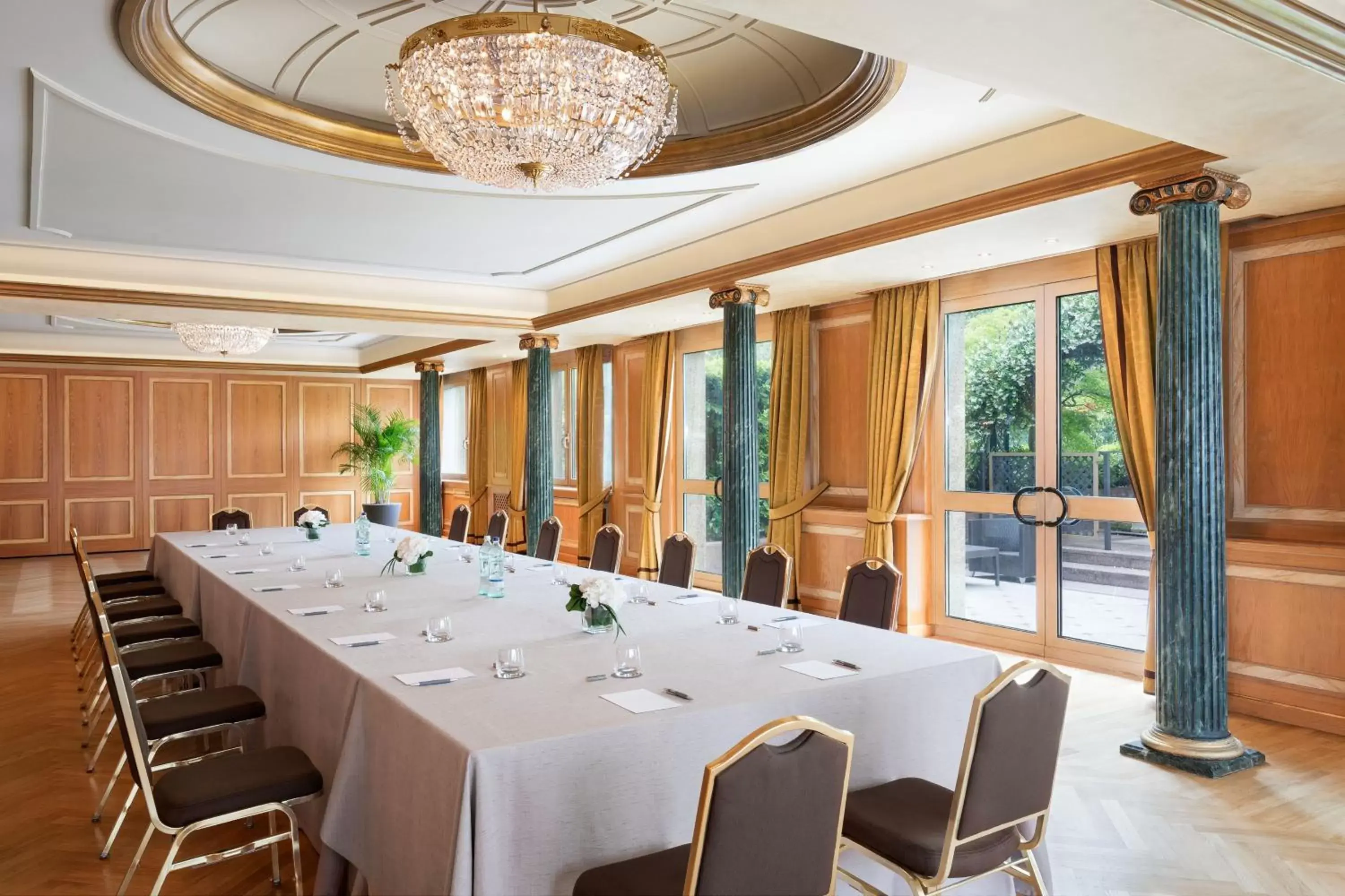 Meeting/conference room in The Westin Palace, Milan