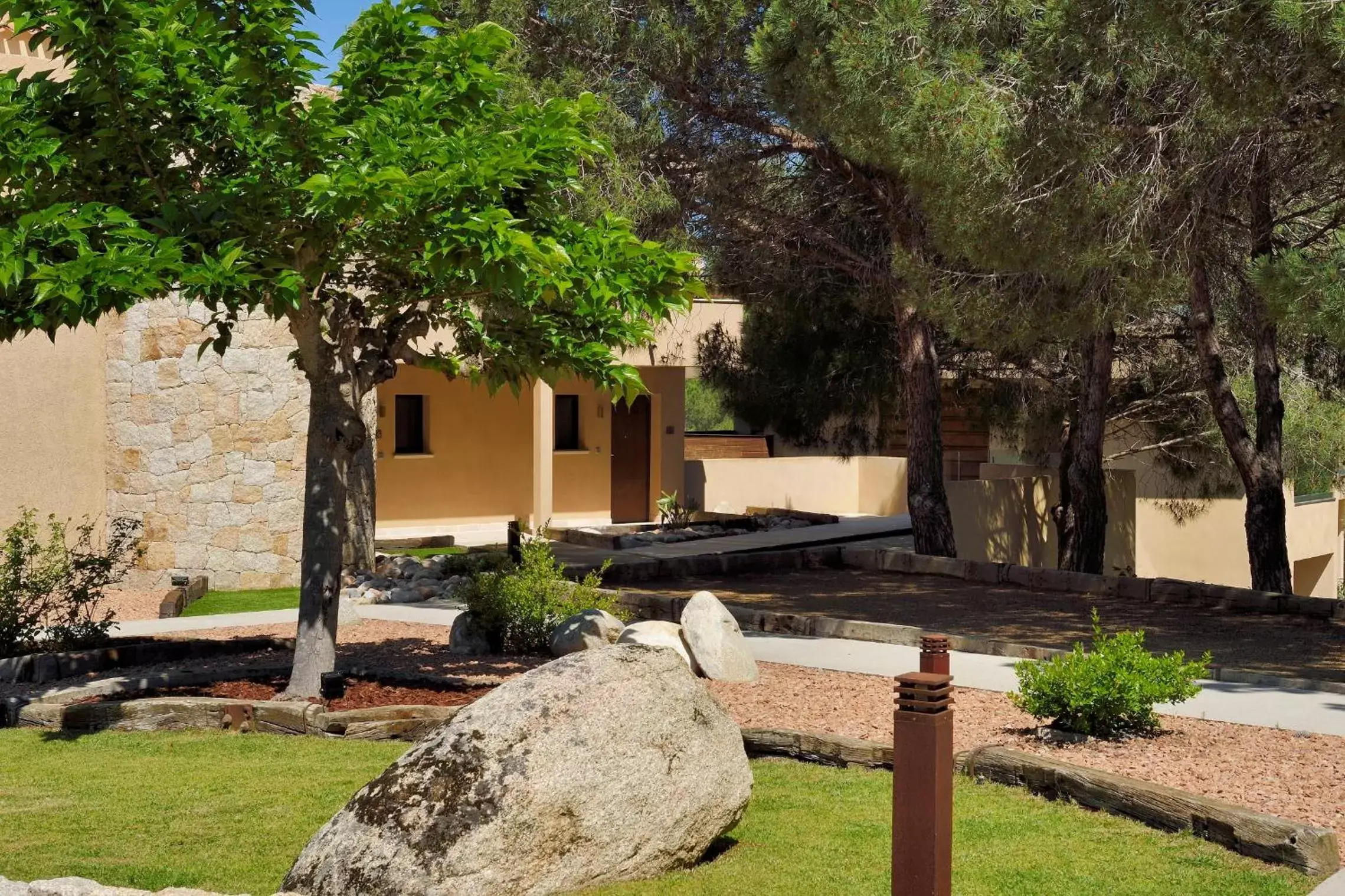 Property building, Garden in Hotel Bartaccia