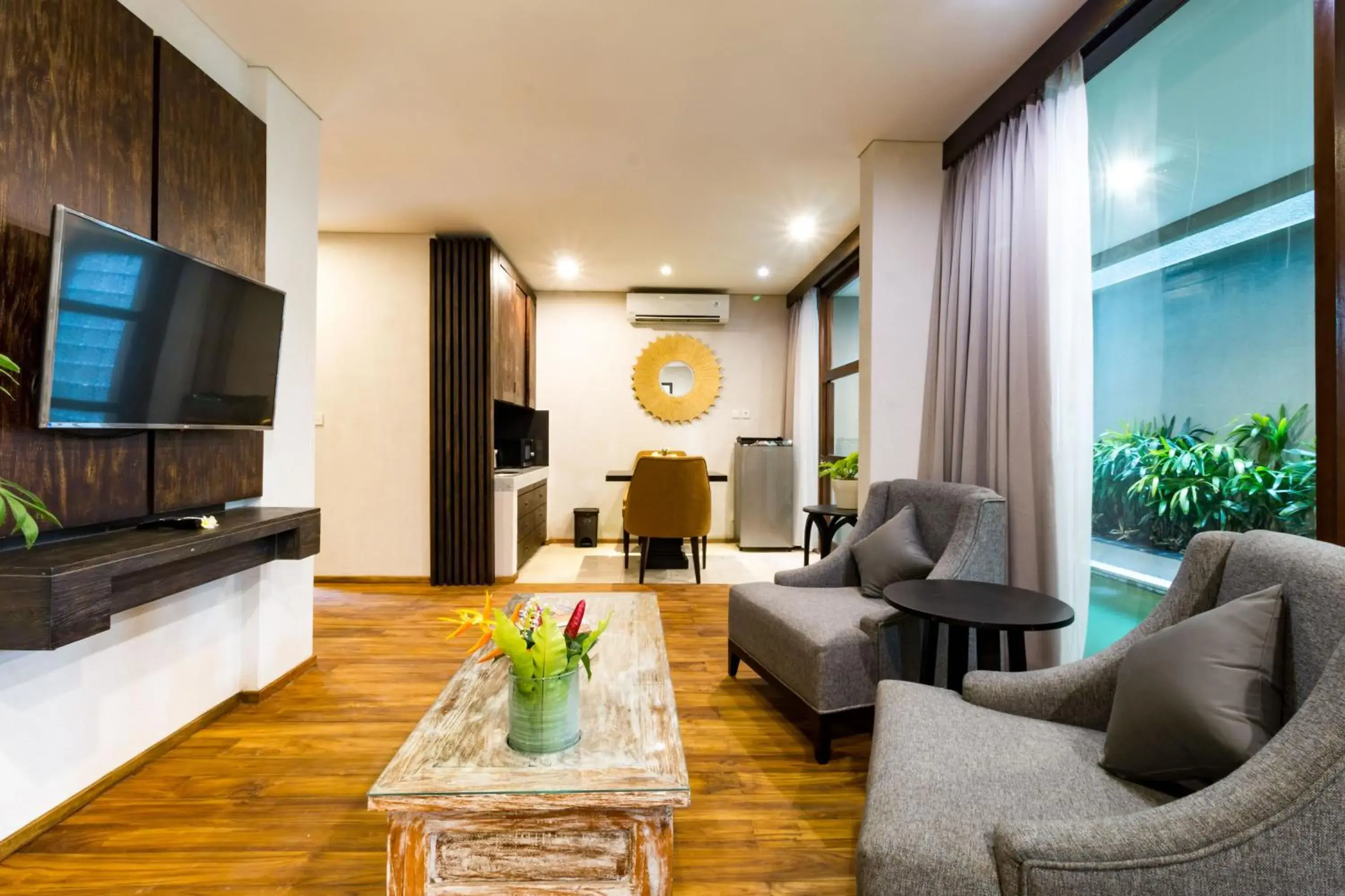 Living room, Seating Area in Aleesha Villas and Suites