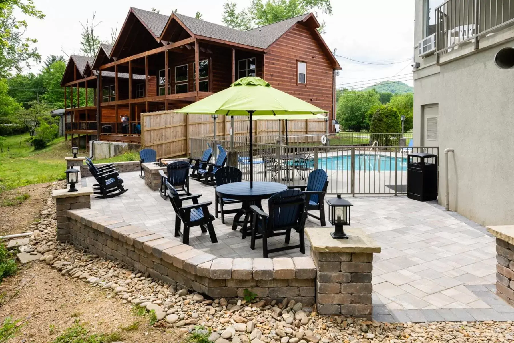 Patio in Twin Mountain Inn & Suites