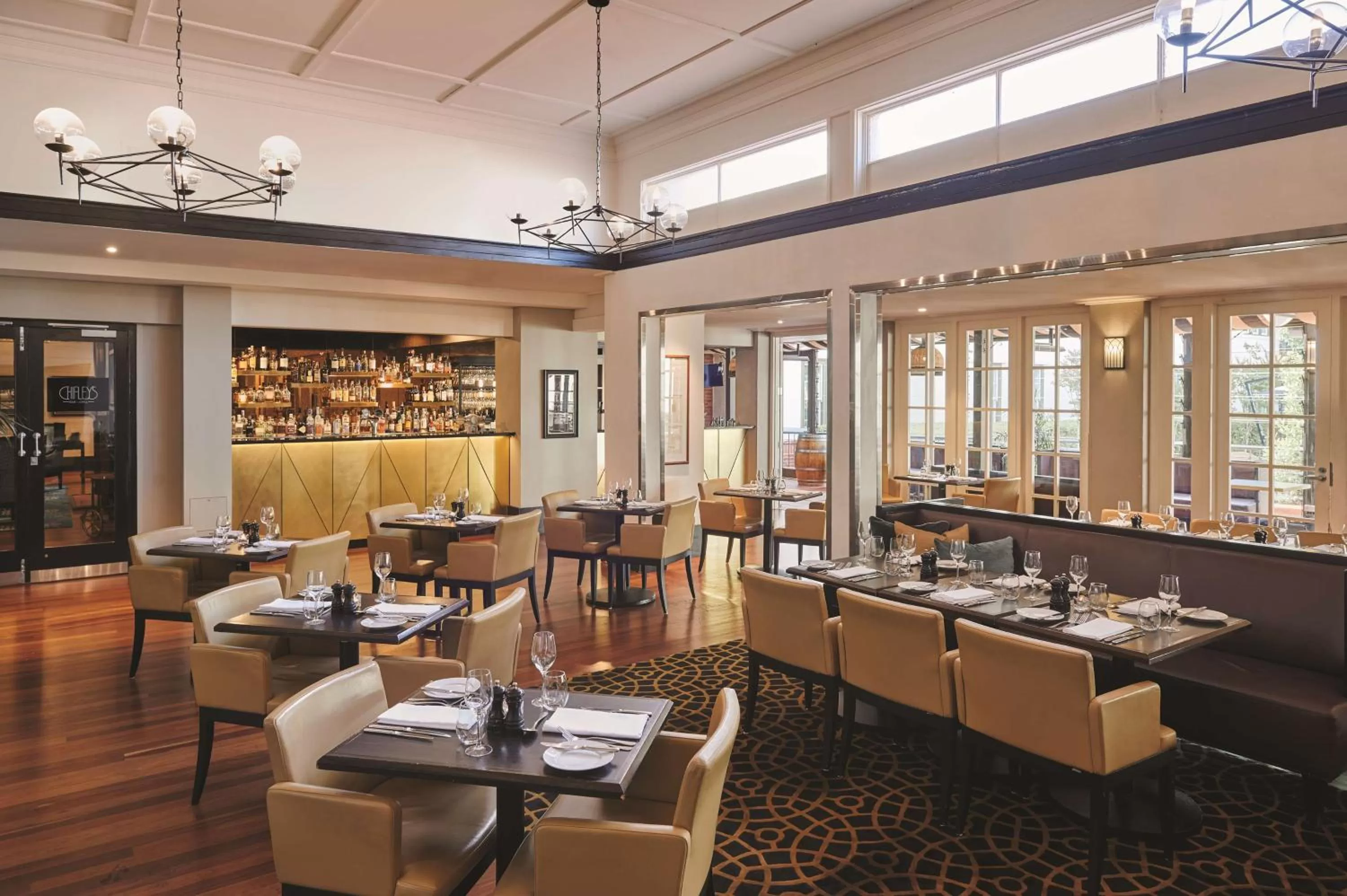 Restaurant/places to eat in Hotel Kurrajong Canberra