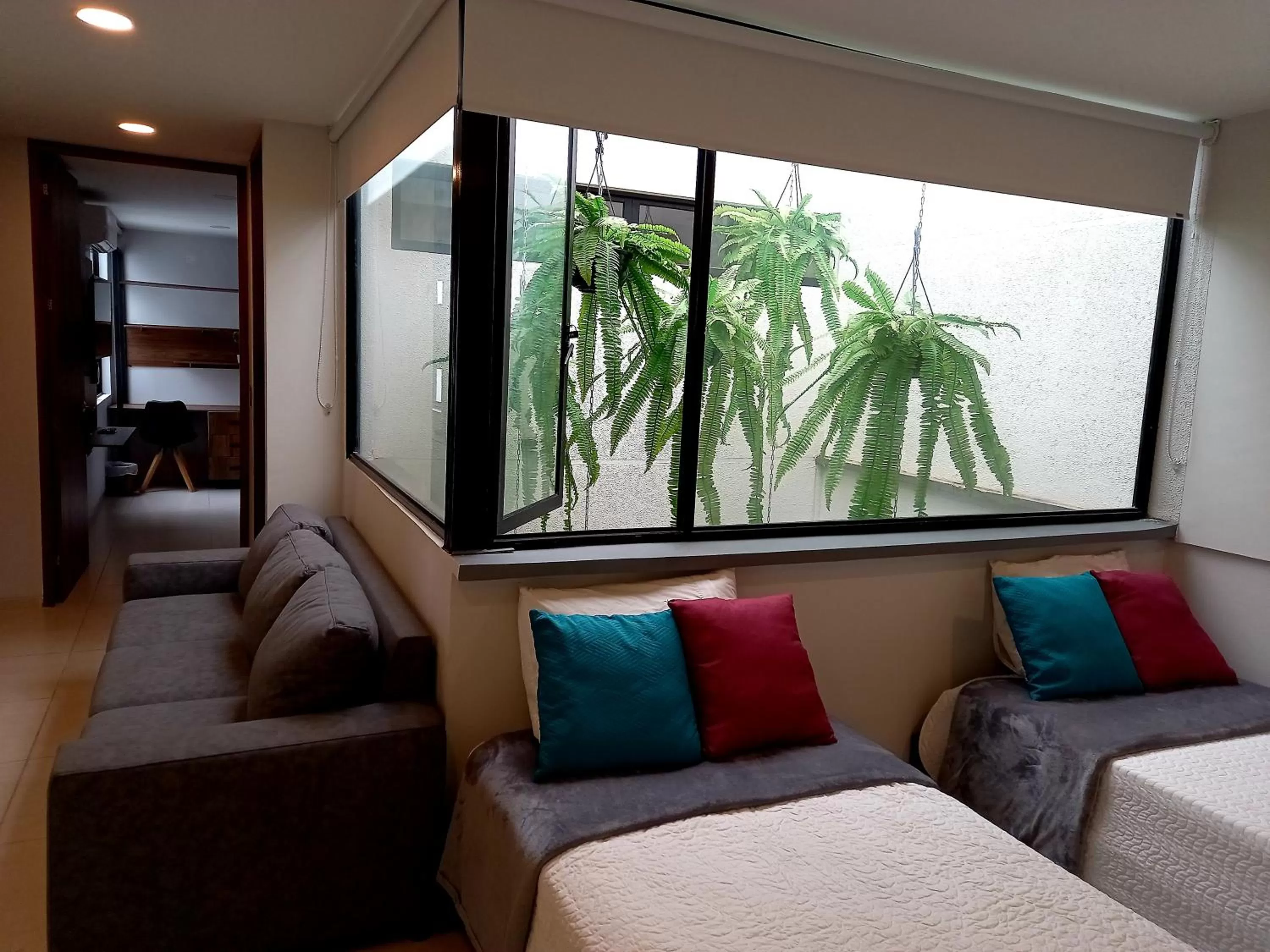 Bedroom, Bed in Kapital Suites