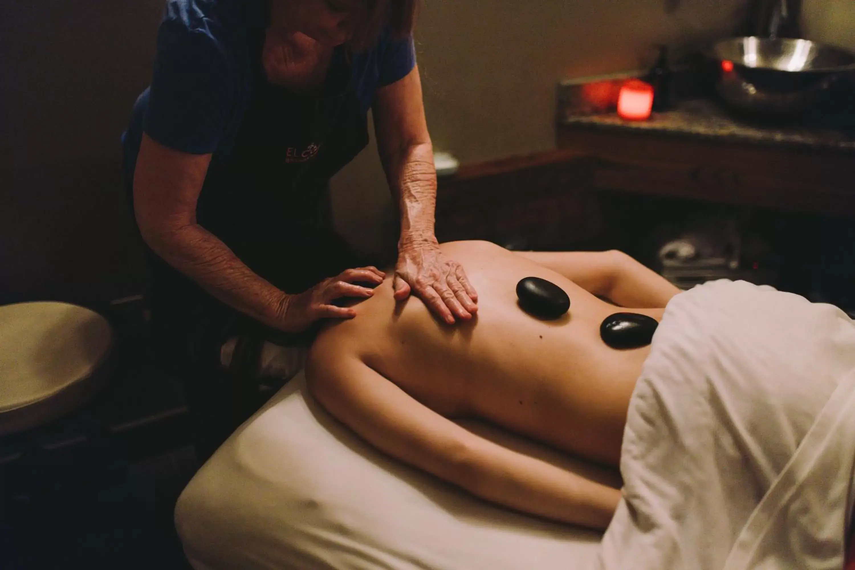 Massage in El Colibri Hotel & Spa
