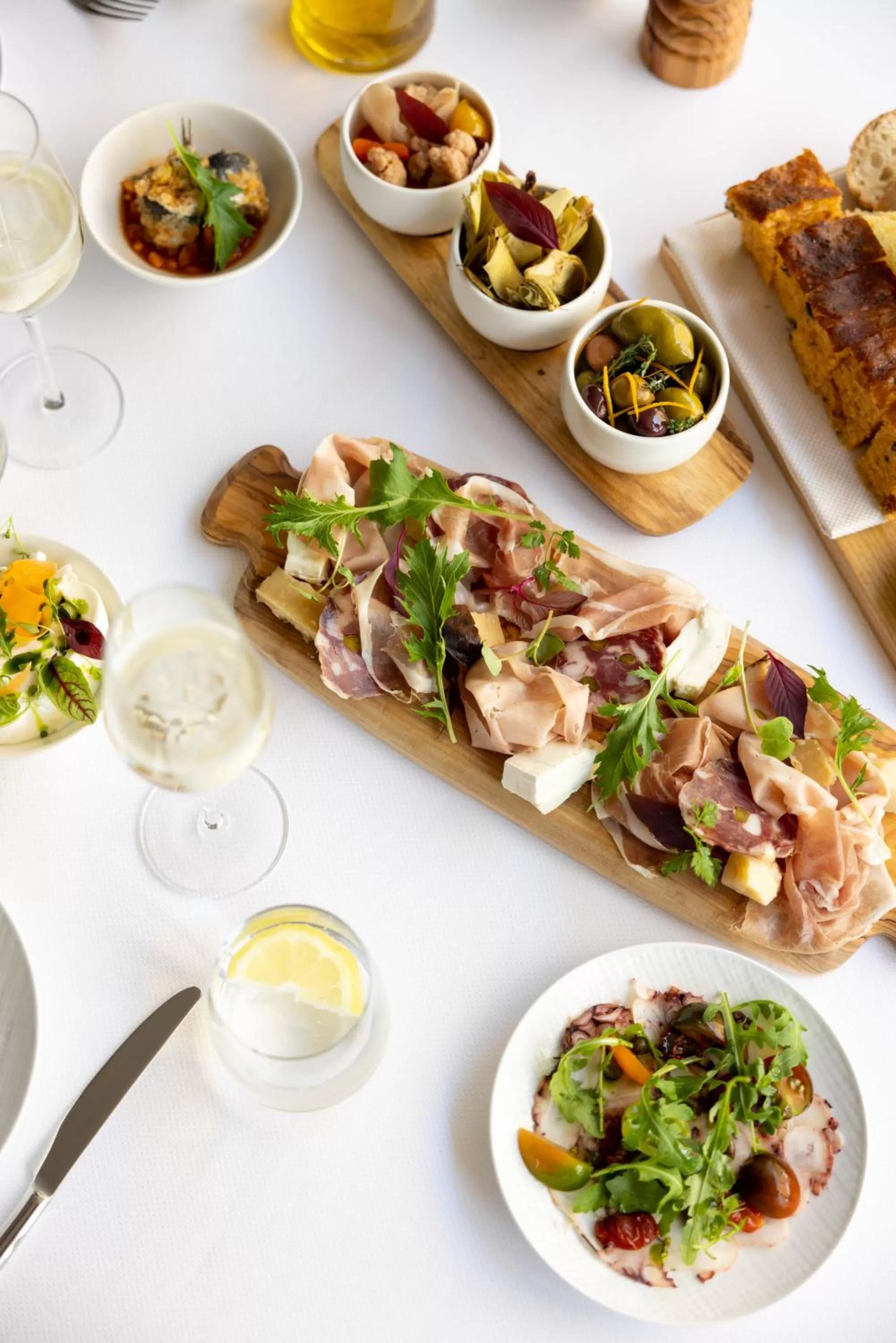 Food in Hotel Angleterre