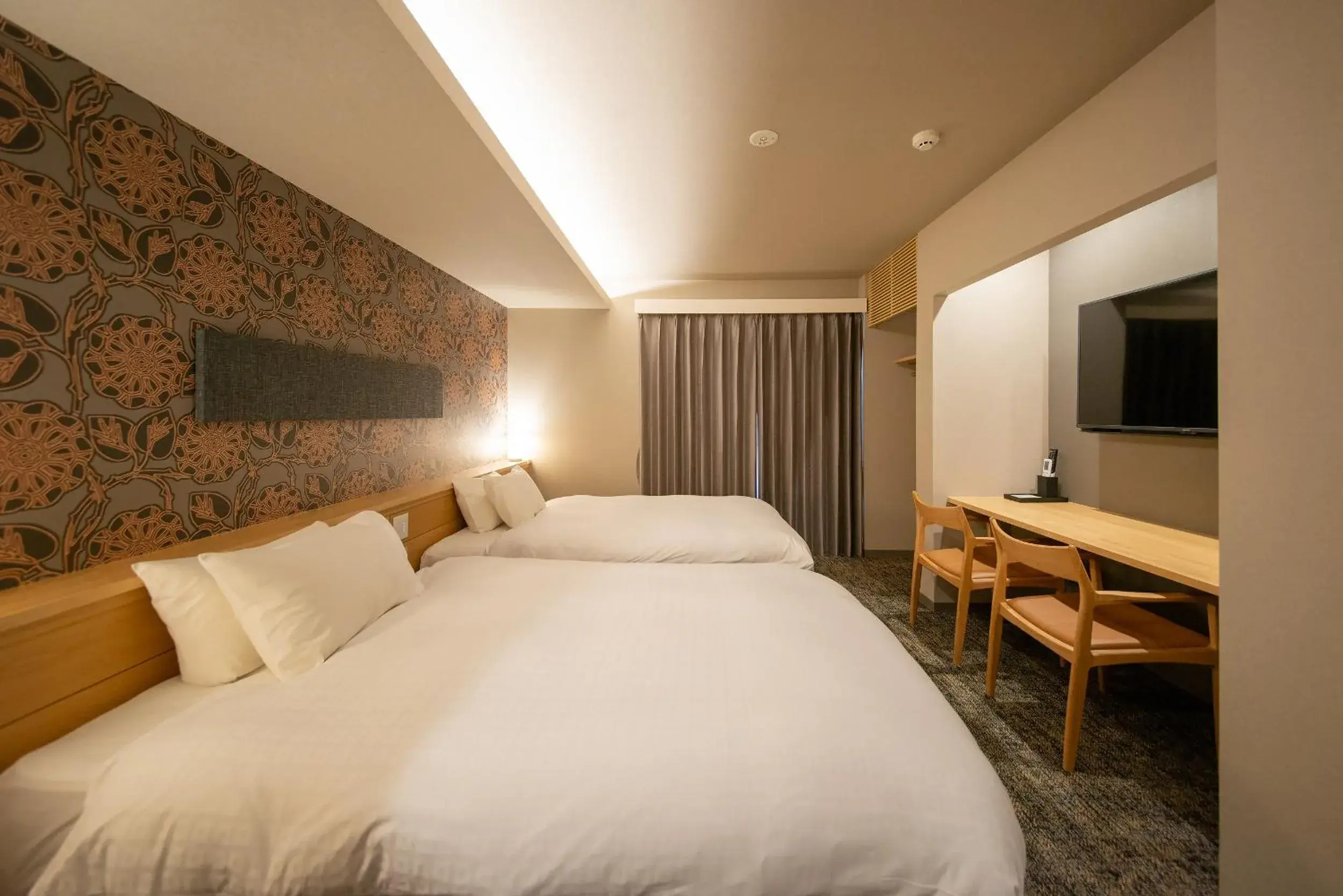 Photo of the whole room, Bed in Hotel Celeste Shizuoka