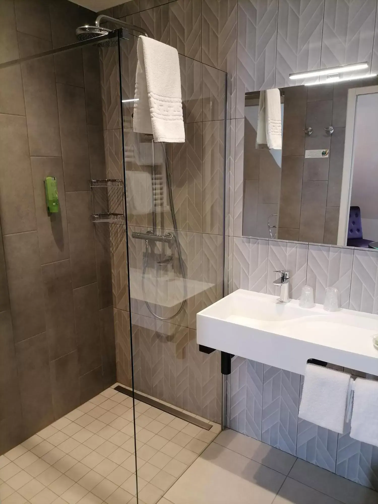 Bathroom in Hôtel Catalpa