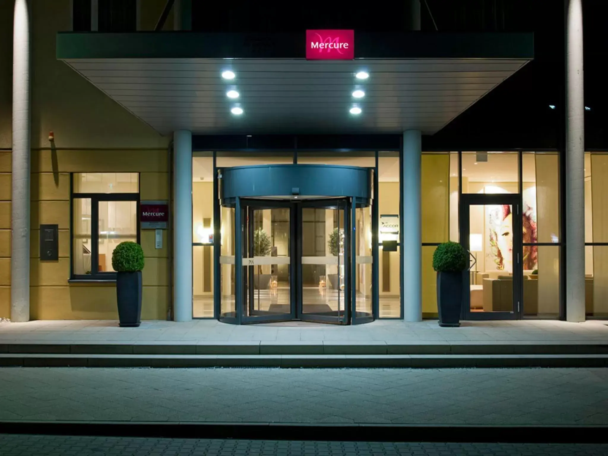 Facade/entrance in Mercure Hotel Mannheim am Rathaus