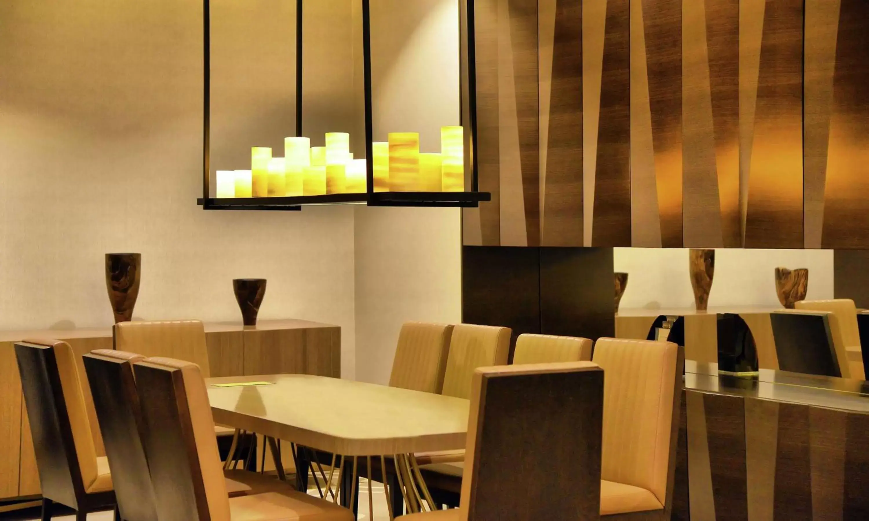 Business facilities, Restaurant/Places to Eat in Hilton Istanbul Kozyatagi