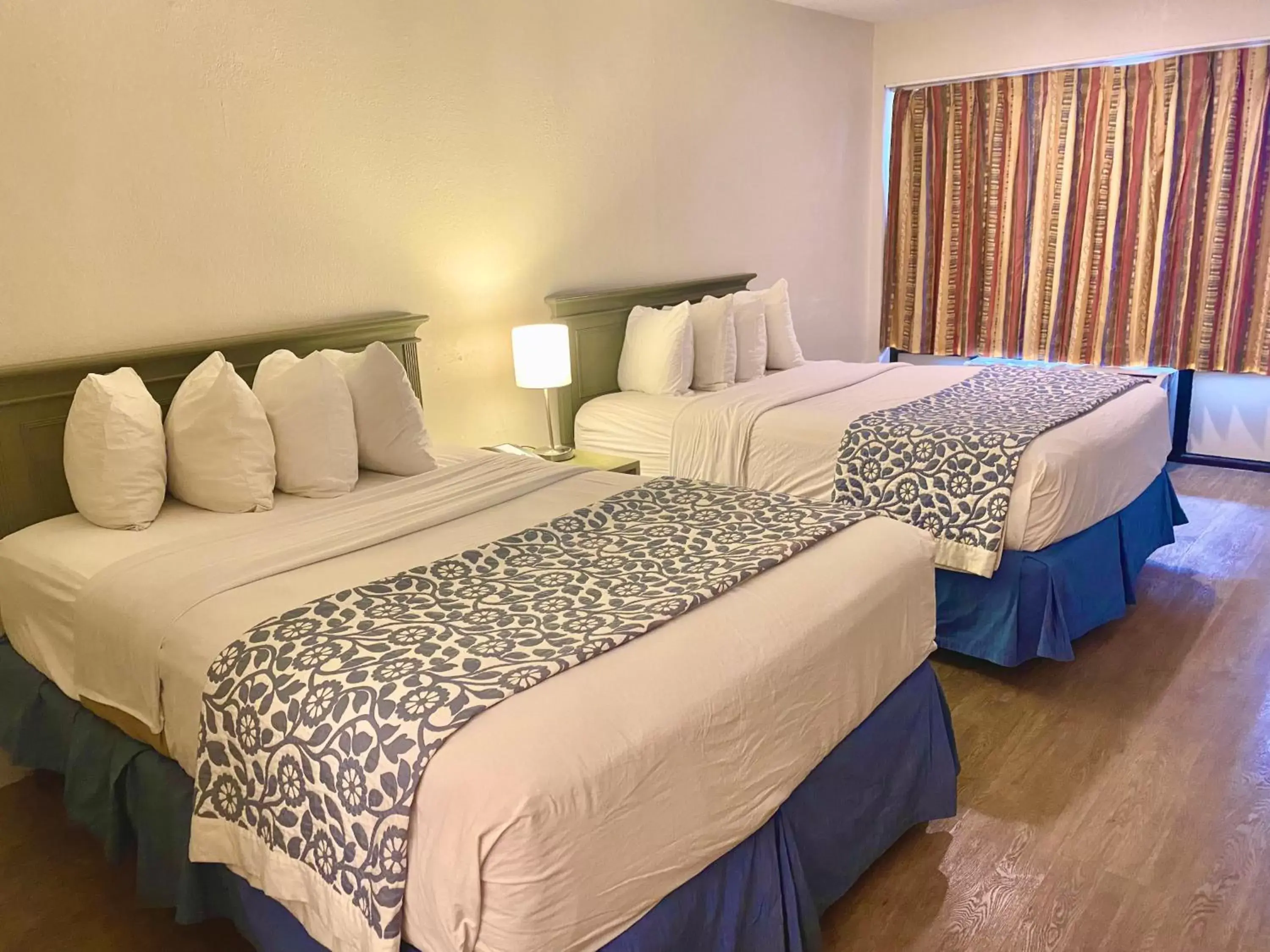 Bedroom, Bed in Garden Inn of Homestead Bedroom, Bed in Garden Inn of Homestead