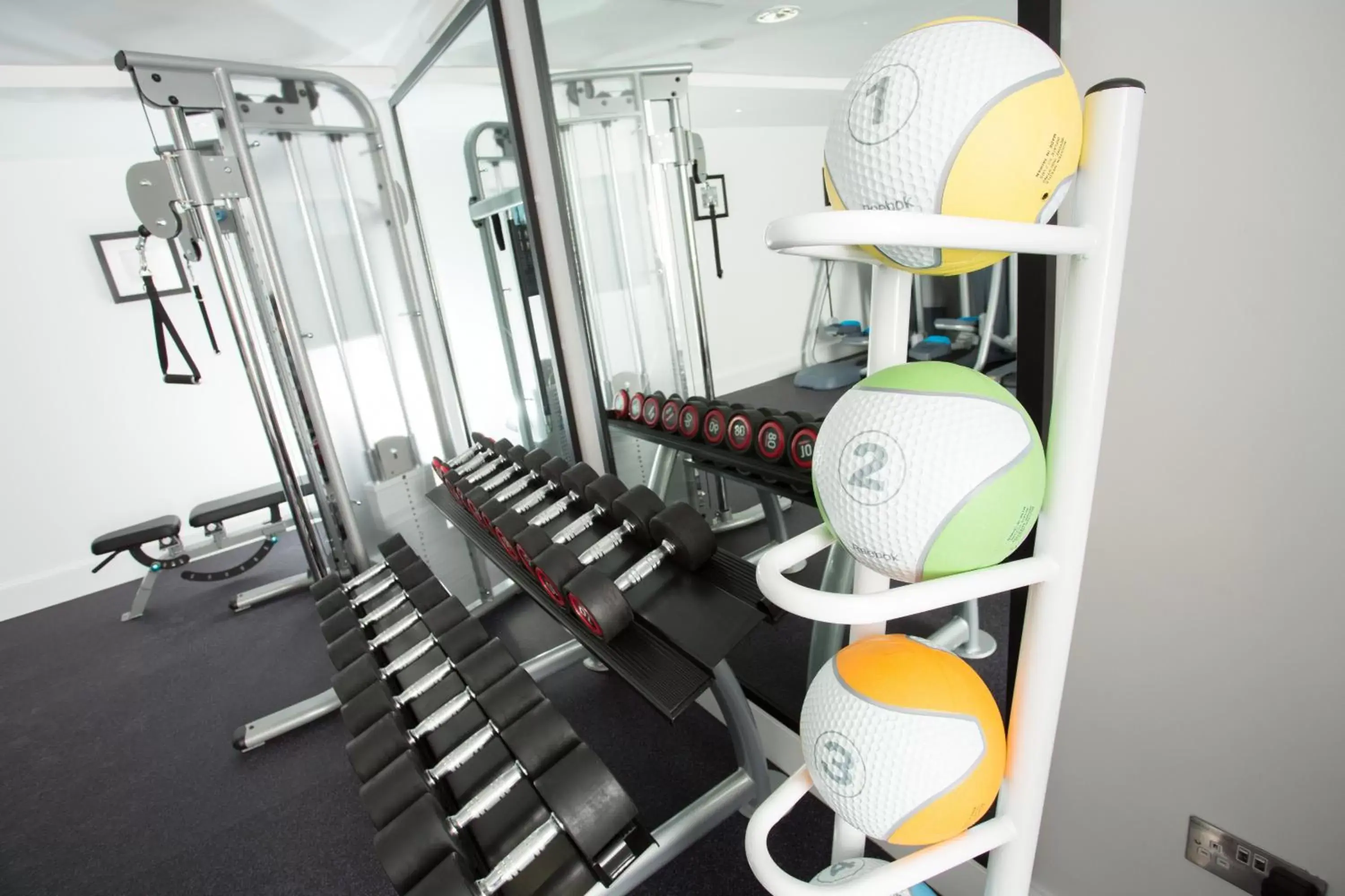 Lobby or reception in Staybridge Suites Birmingham by IHG Lobby or reception in Staybridge Suites Birmingham by IHG