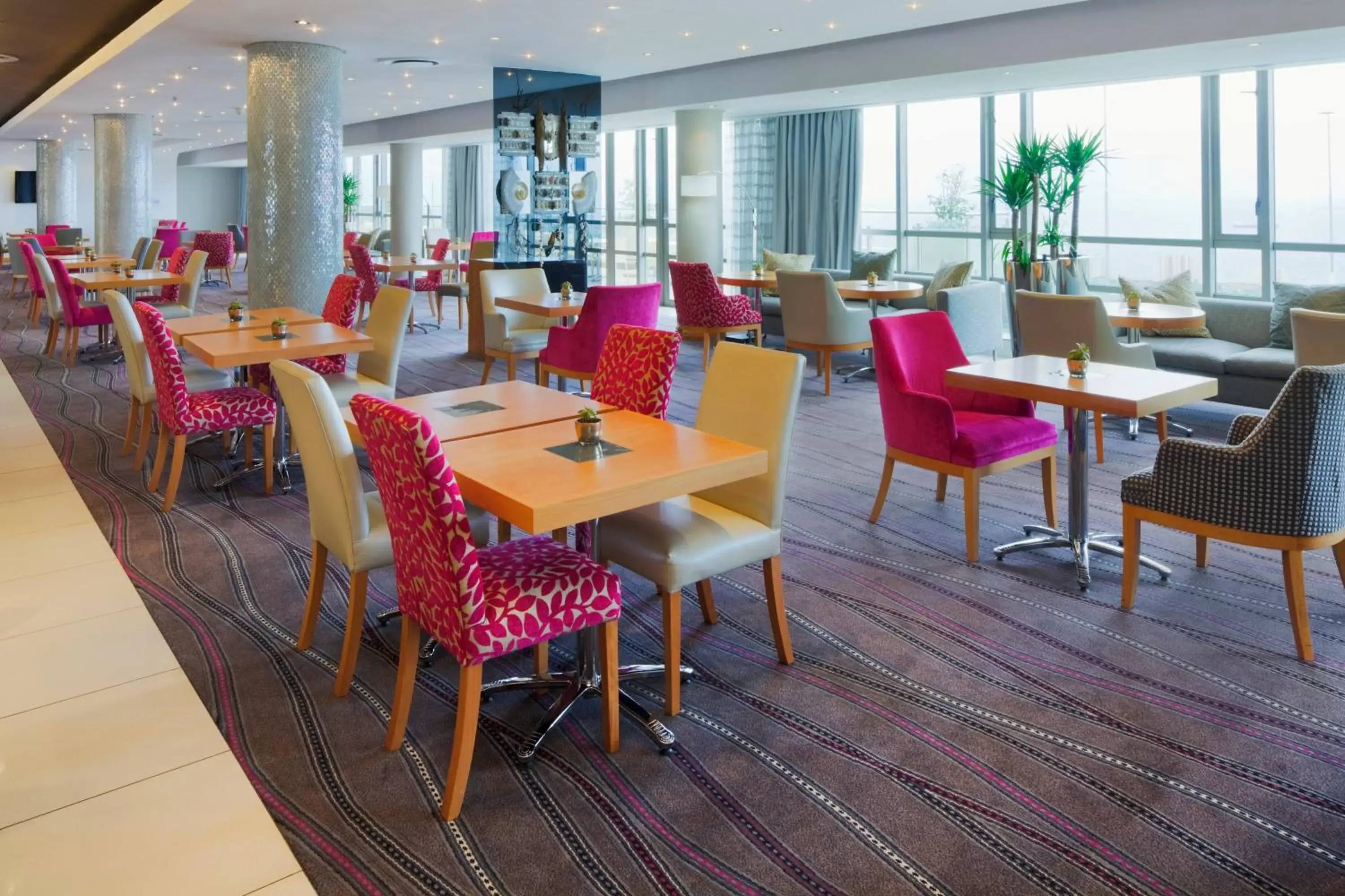 Breakfast, Restaurant/Places to Eat in Holiday Inn Express Durban - Umhlanga, an IHG Hotel