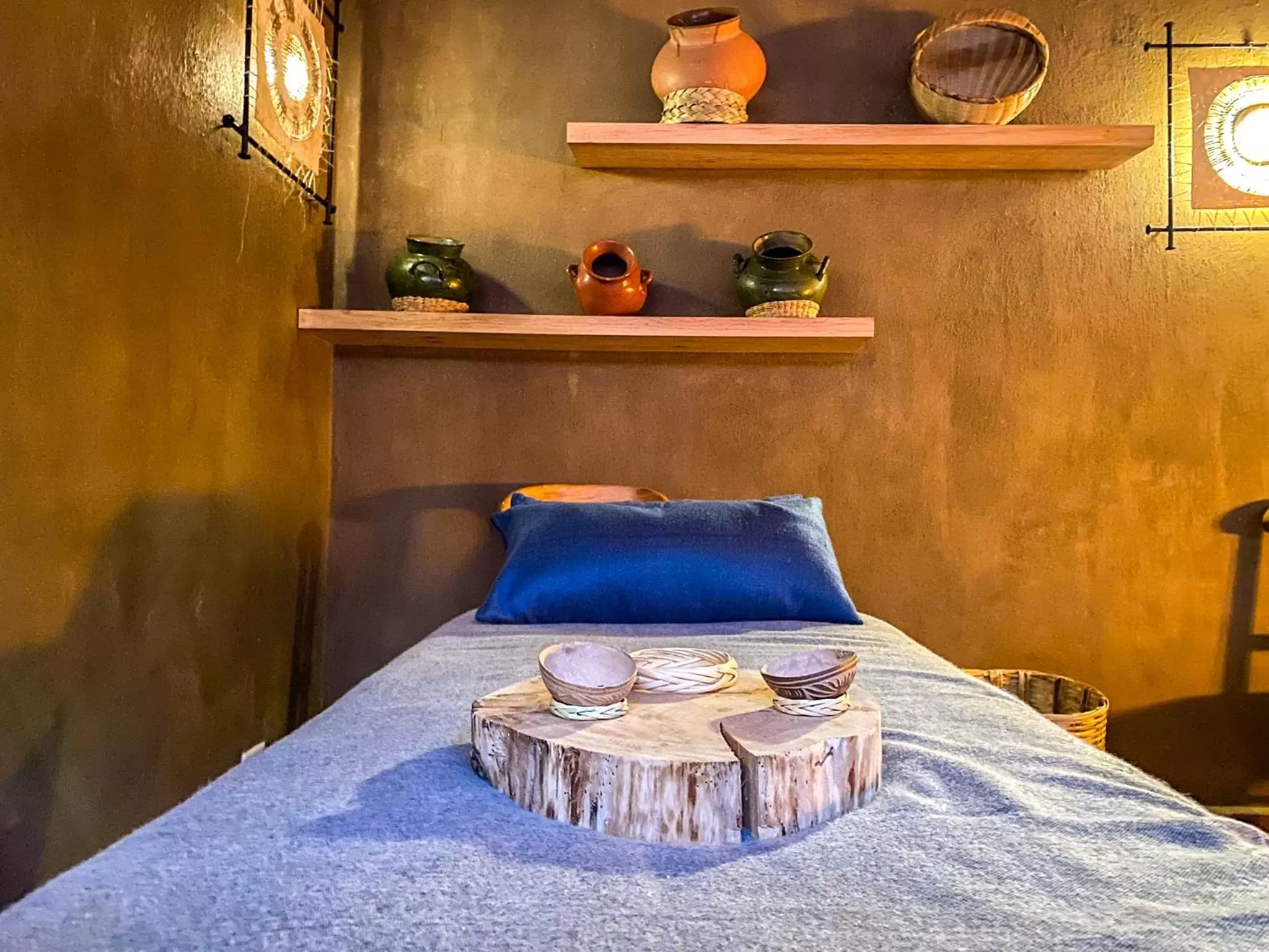 Massage, Bed in Molino de los Reyes