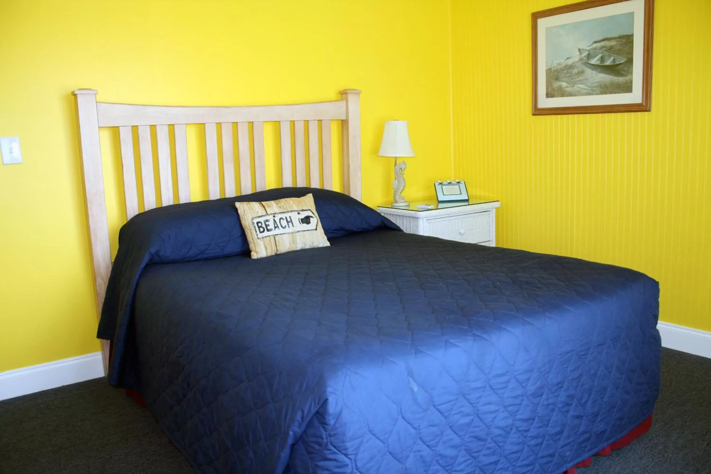 Photo of the whole room, Bed in Barefoot Bay Resort Motel