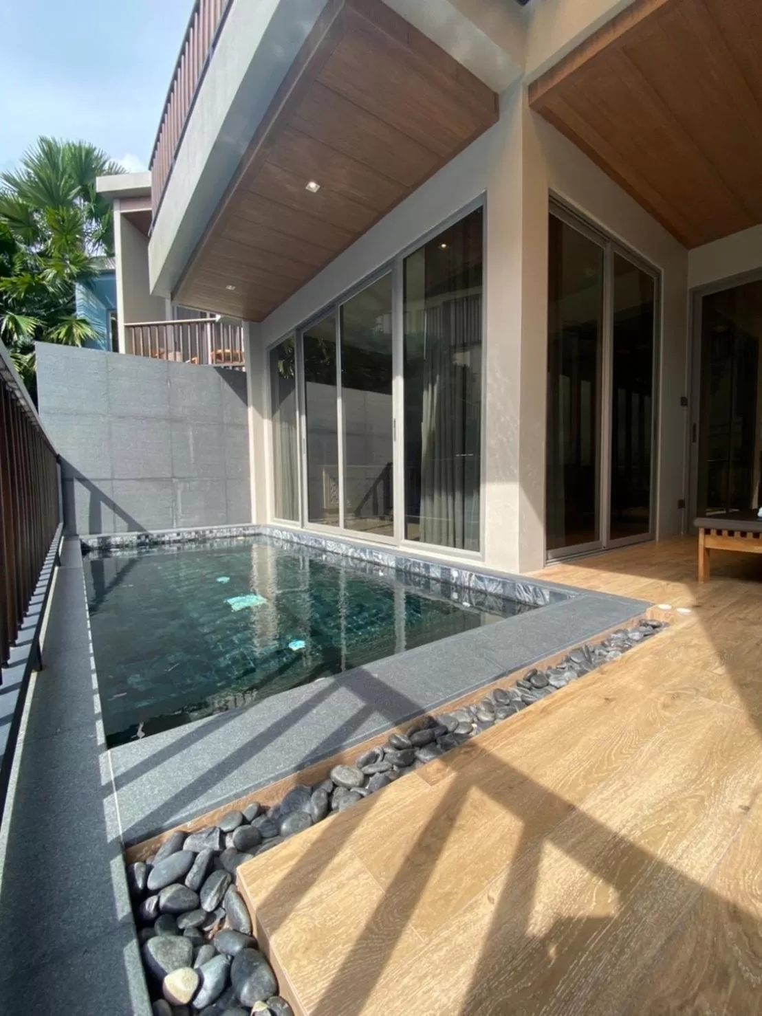 Pool view in W1Bangkoknoi Hotel