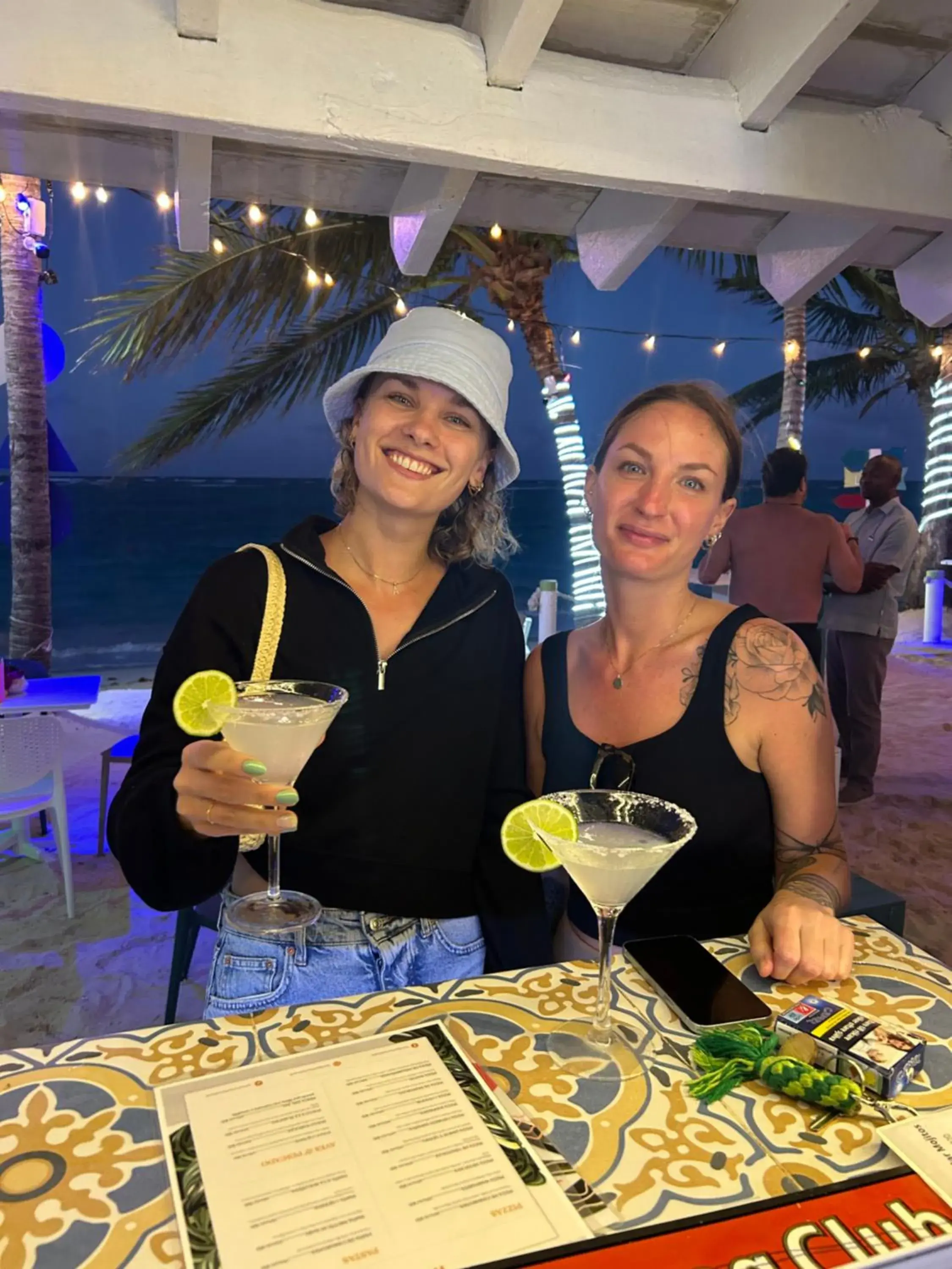 Lounge or bar in Green Coast Hotel Lounge or bar in Green Coast Hotel