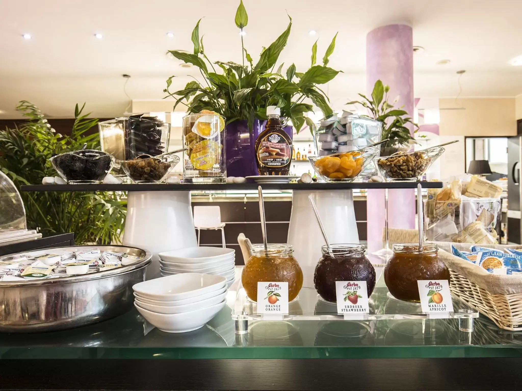 Breakfast in Mercure Genova San Biagio Breakfast in Mercure Genova San Biagio