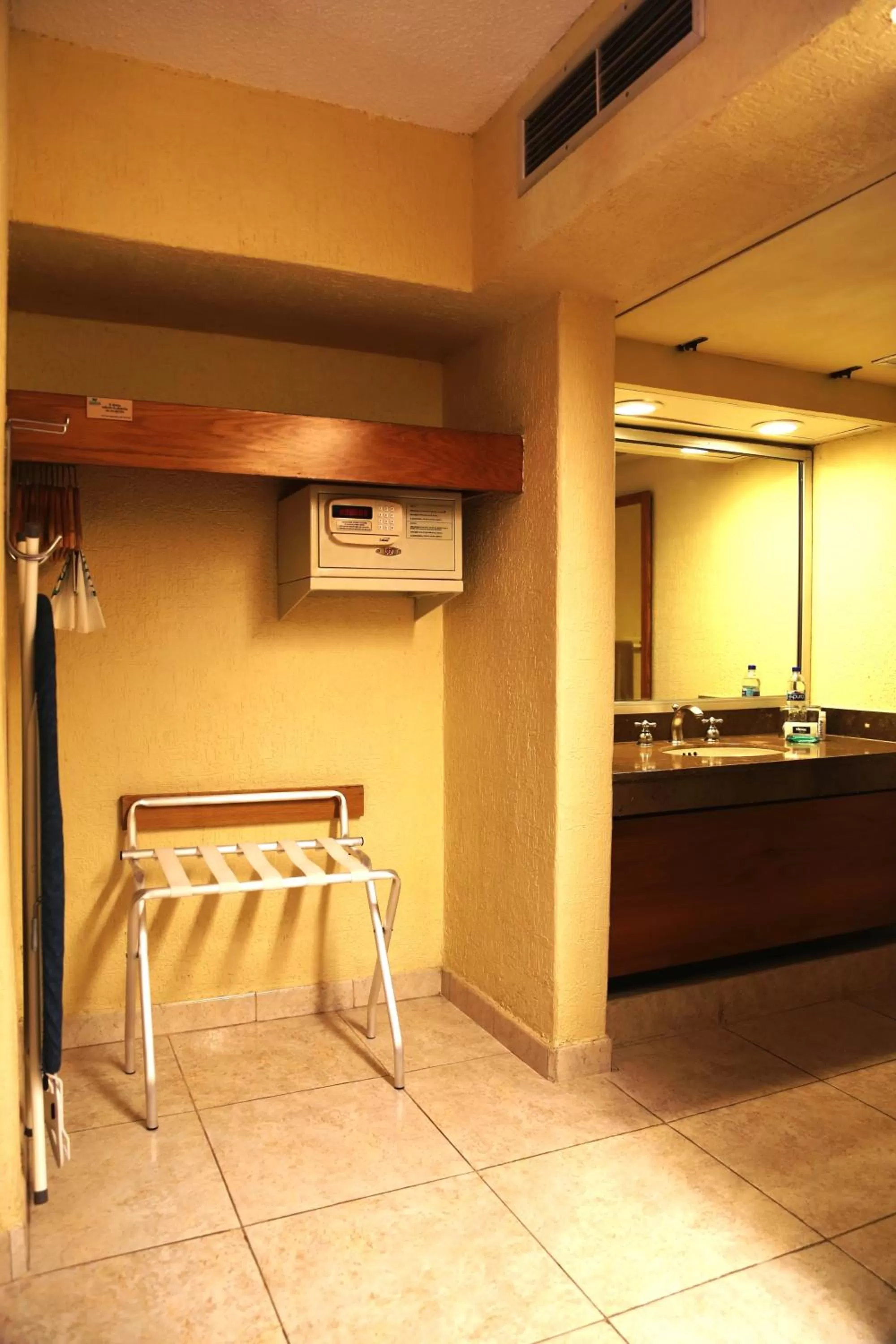 Property building in Hotel Jaragua