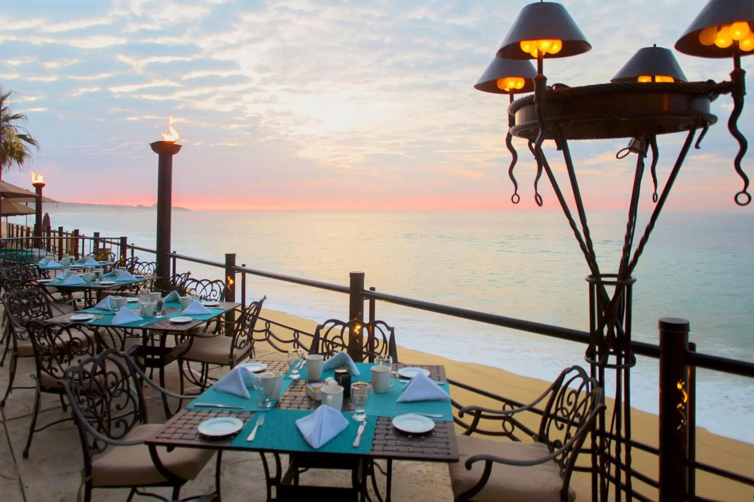 Restaurant/Places to Eat in Villa del Palmar Beach Resort & Spa