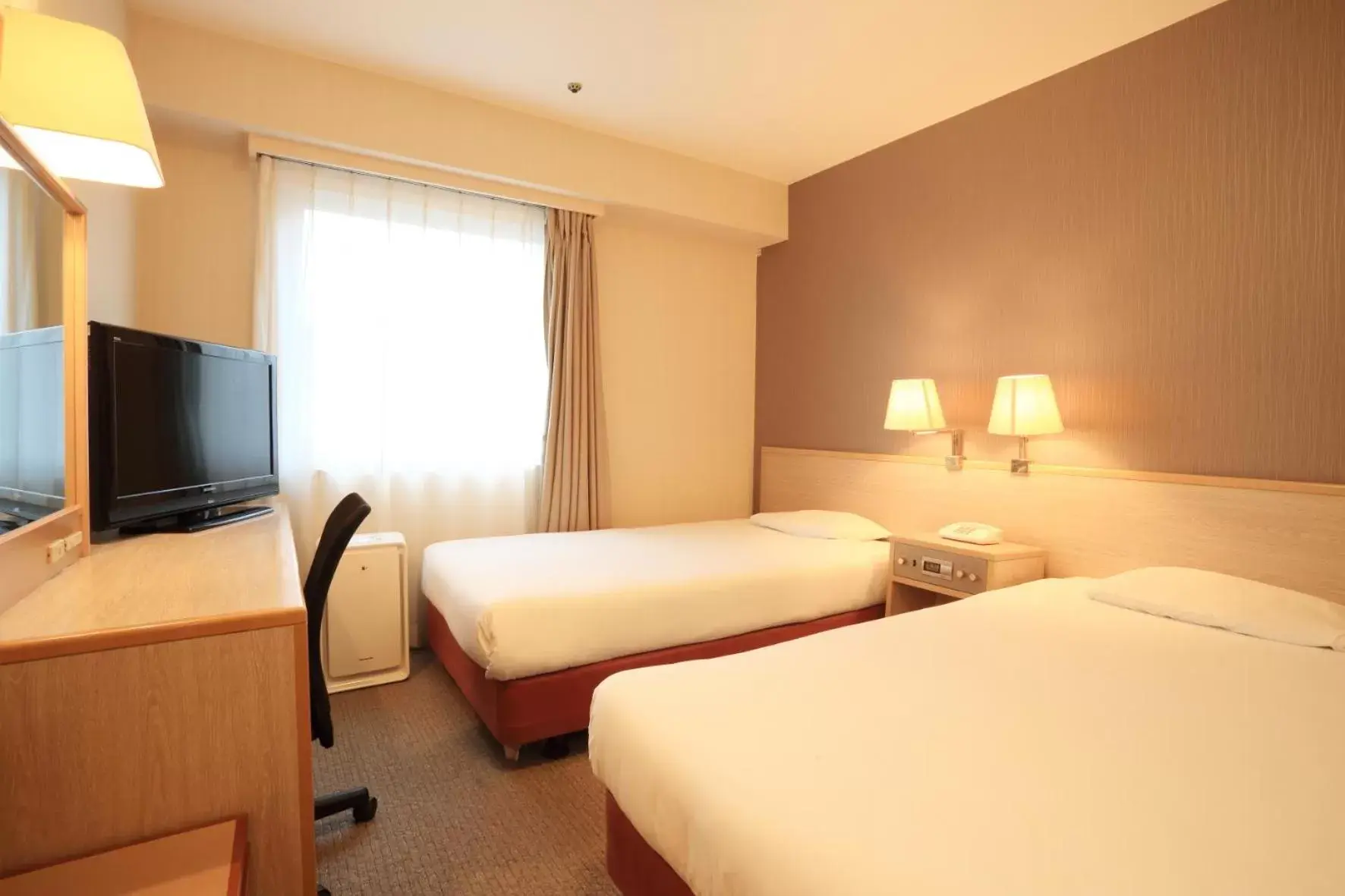 Photo of the whole room, Bed in Smile Hotel Shimonoseki