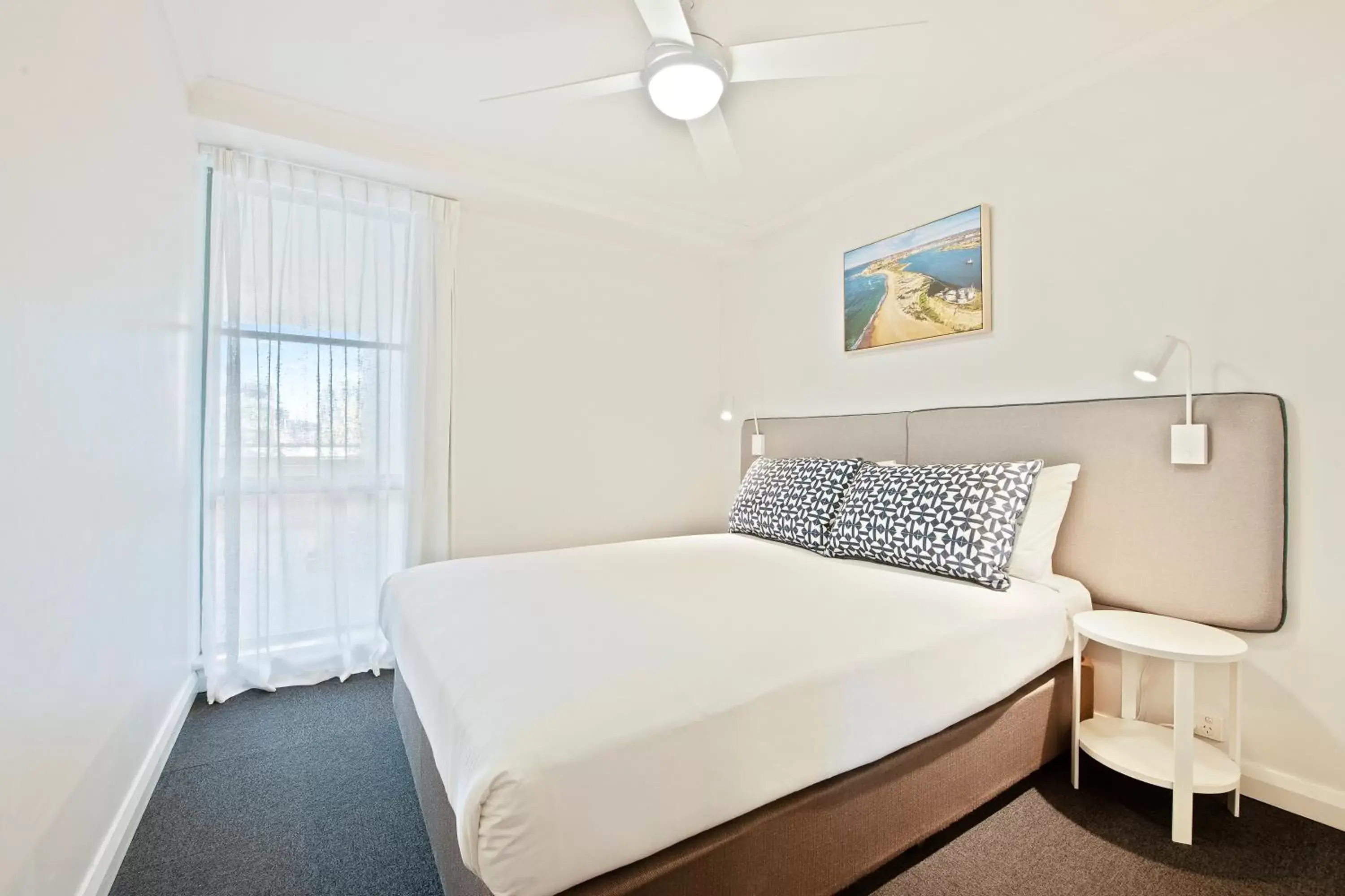 Bedroom, Bed in Quest Newcastle