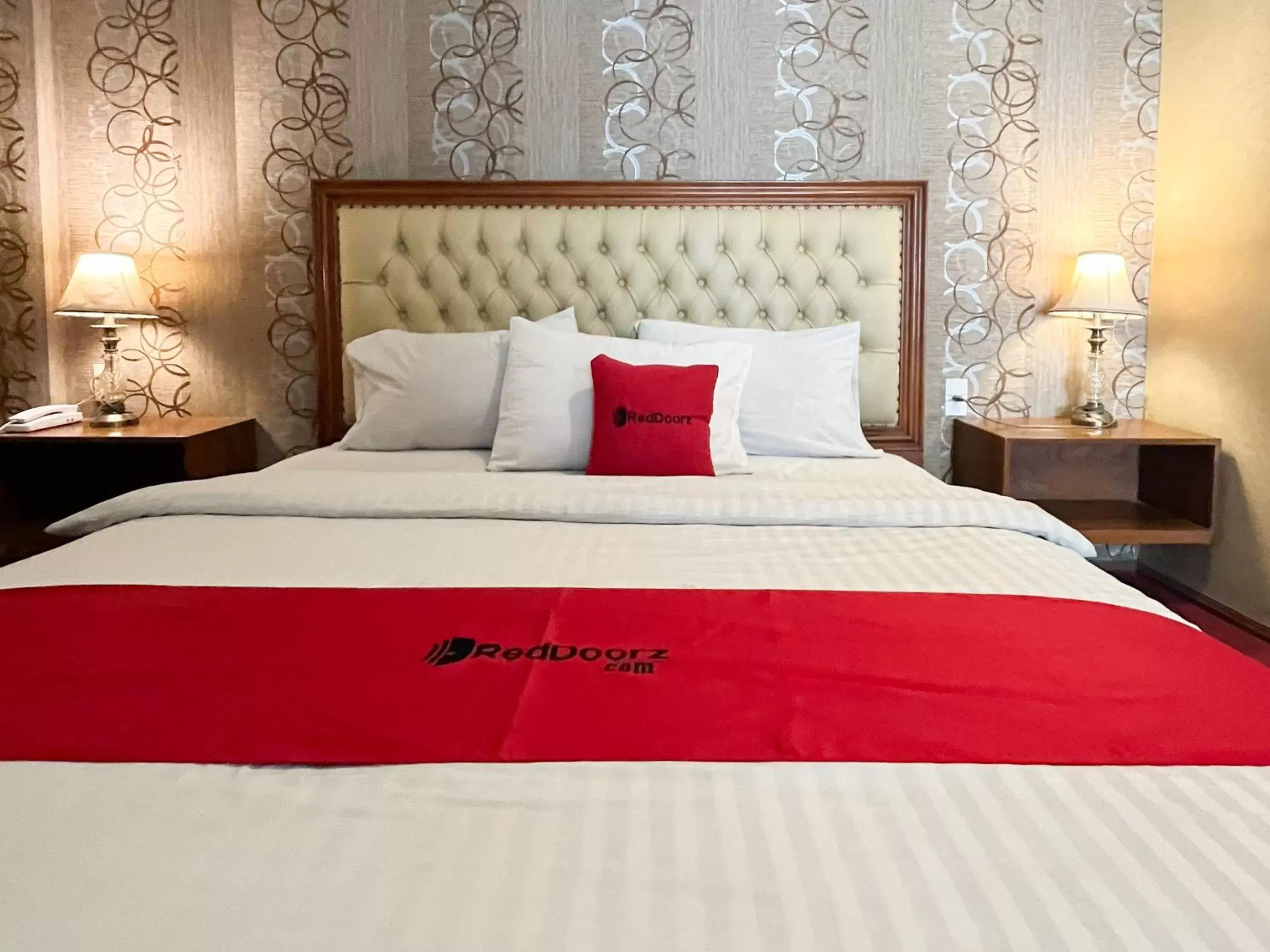Bedroom, Bed in SUPER OYO Capital O 293 Mutiara Hijau Suites Syariah