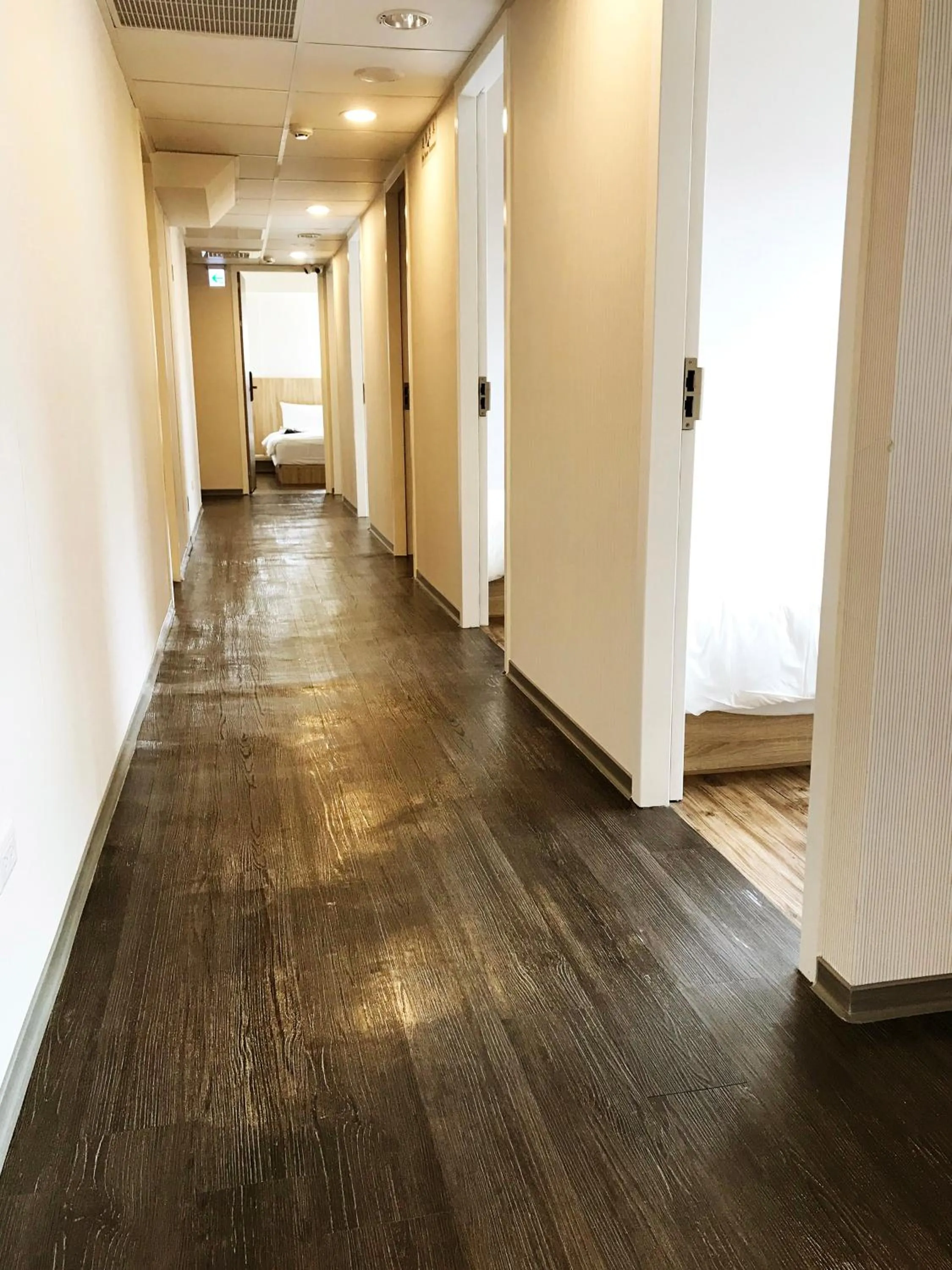 Photo of the whole room in Single Inn-Kaohsiung Station